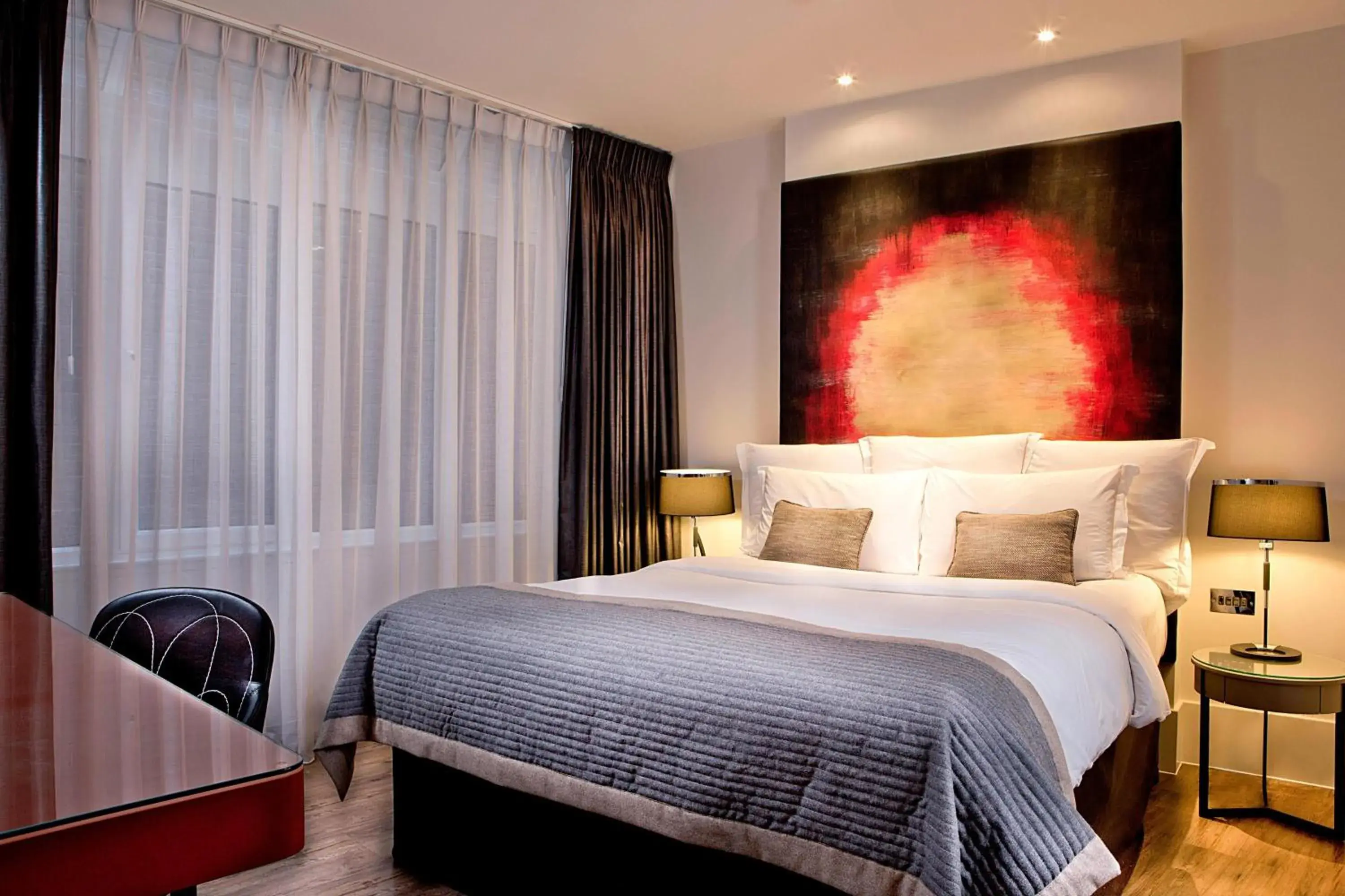 Deluxe, Larger Guest room, 1 Queen in Threadneedles, Autograph Collection Deluxe, Larger Guest room, 1 Queen in Threadneedles, Autograph Collection