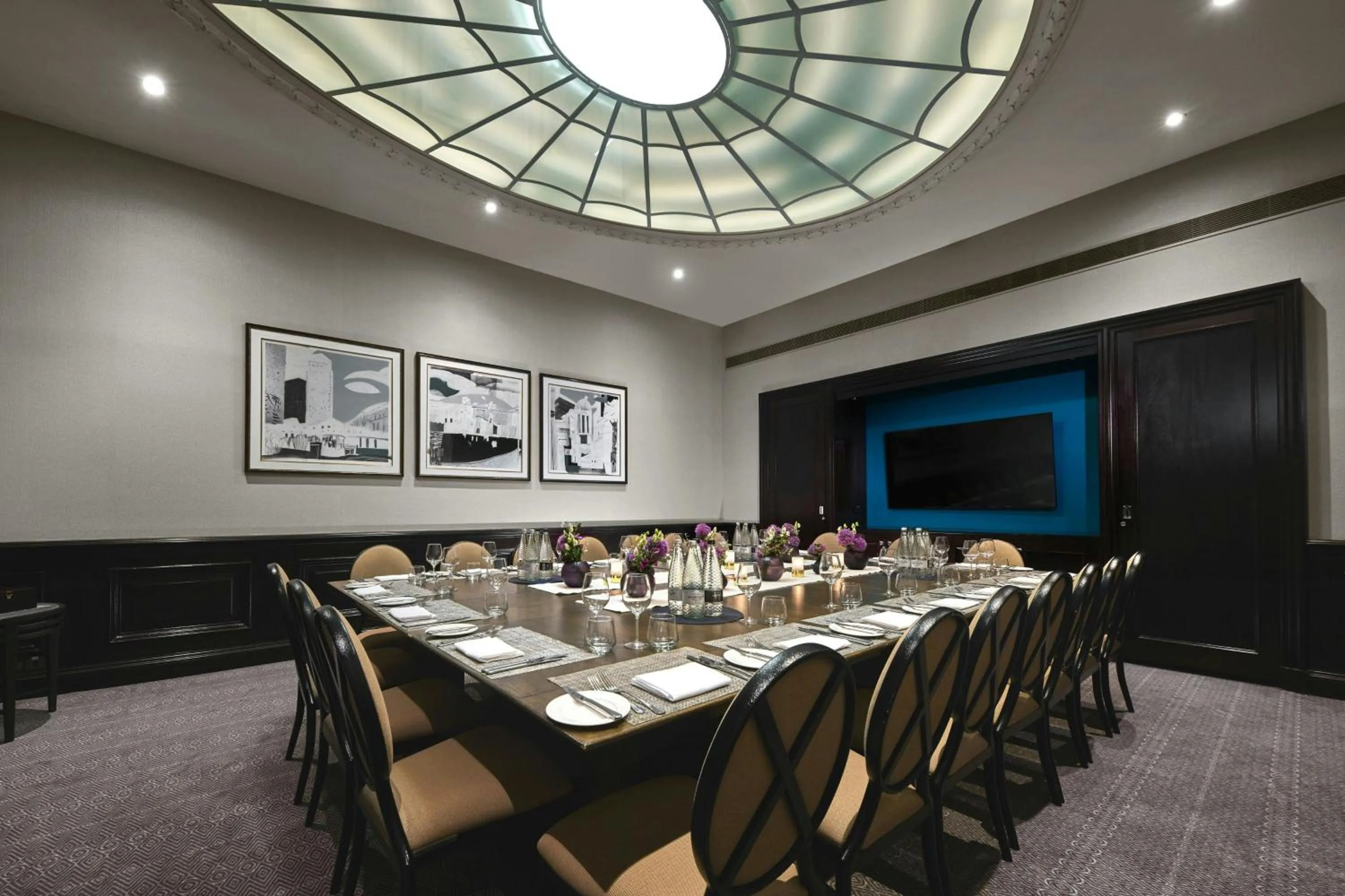 Meeting/conference room in Threadneedles, Autograph Collection