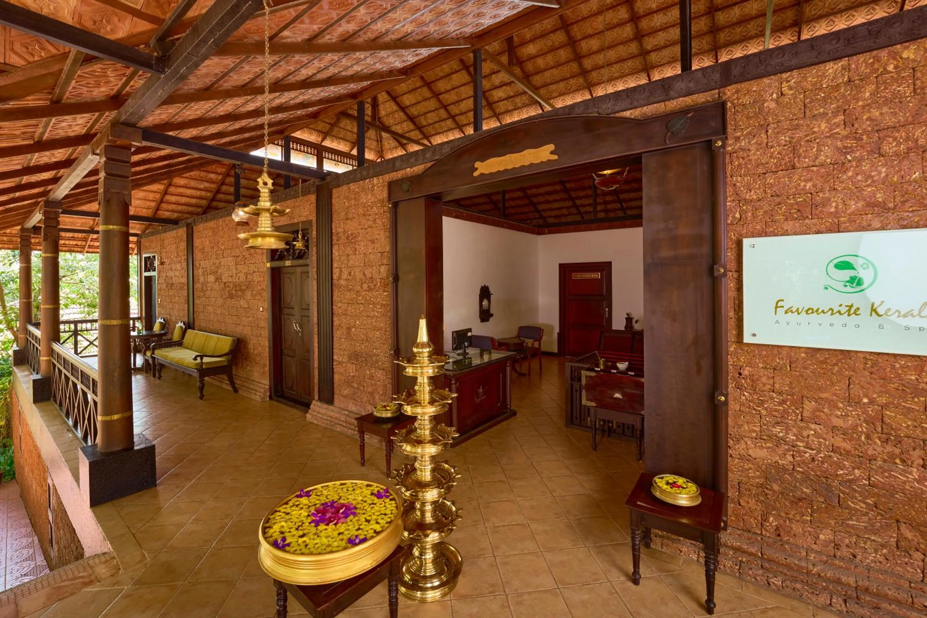 Living room in The Raviz Kadavu, Kozhikode