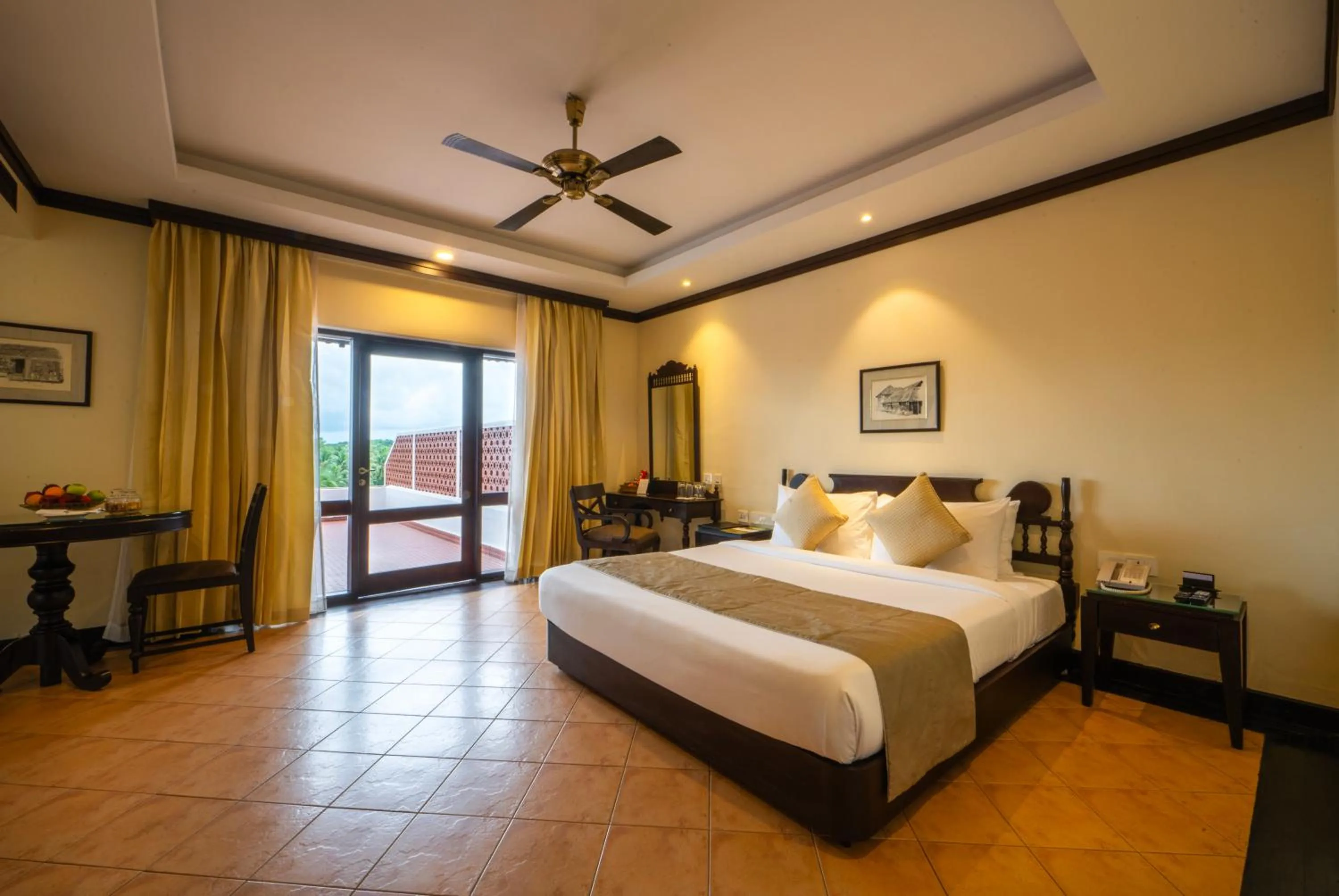 Balcony/Terrace, Bed in The Raviz Kadavu, Kozhikode