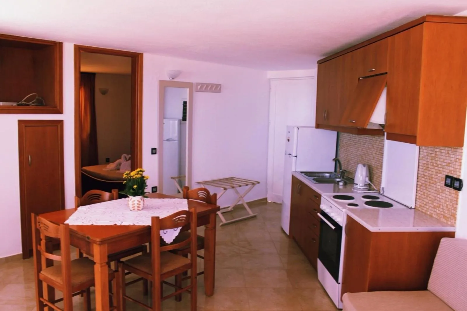 Kitchen or kitchenette in Mythos Beach Hotel Apartments