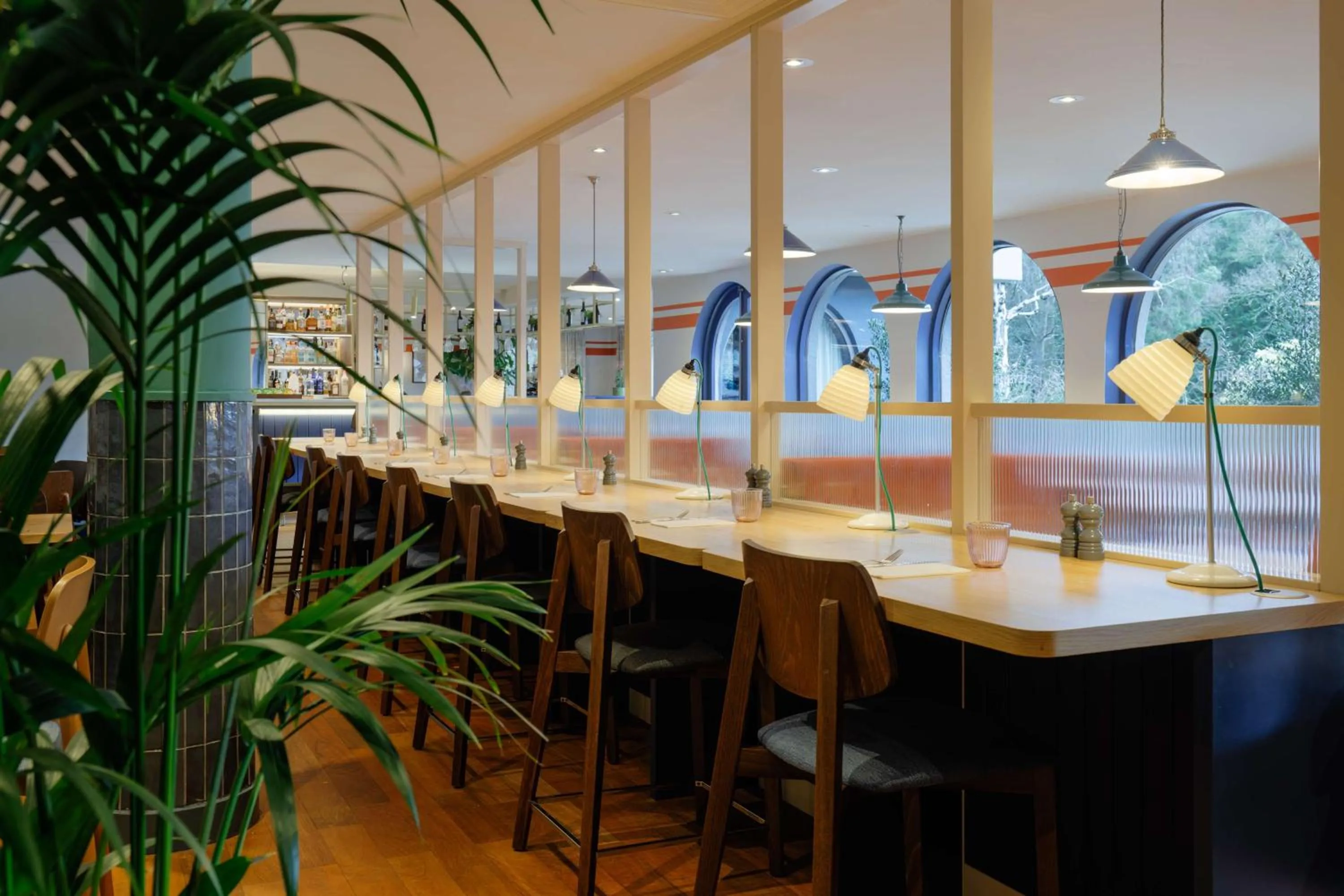 Restaurant/places to eat in Hilton Cobham