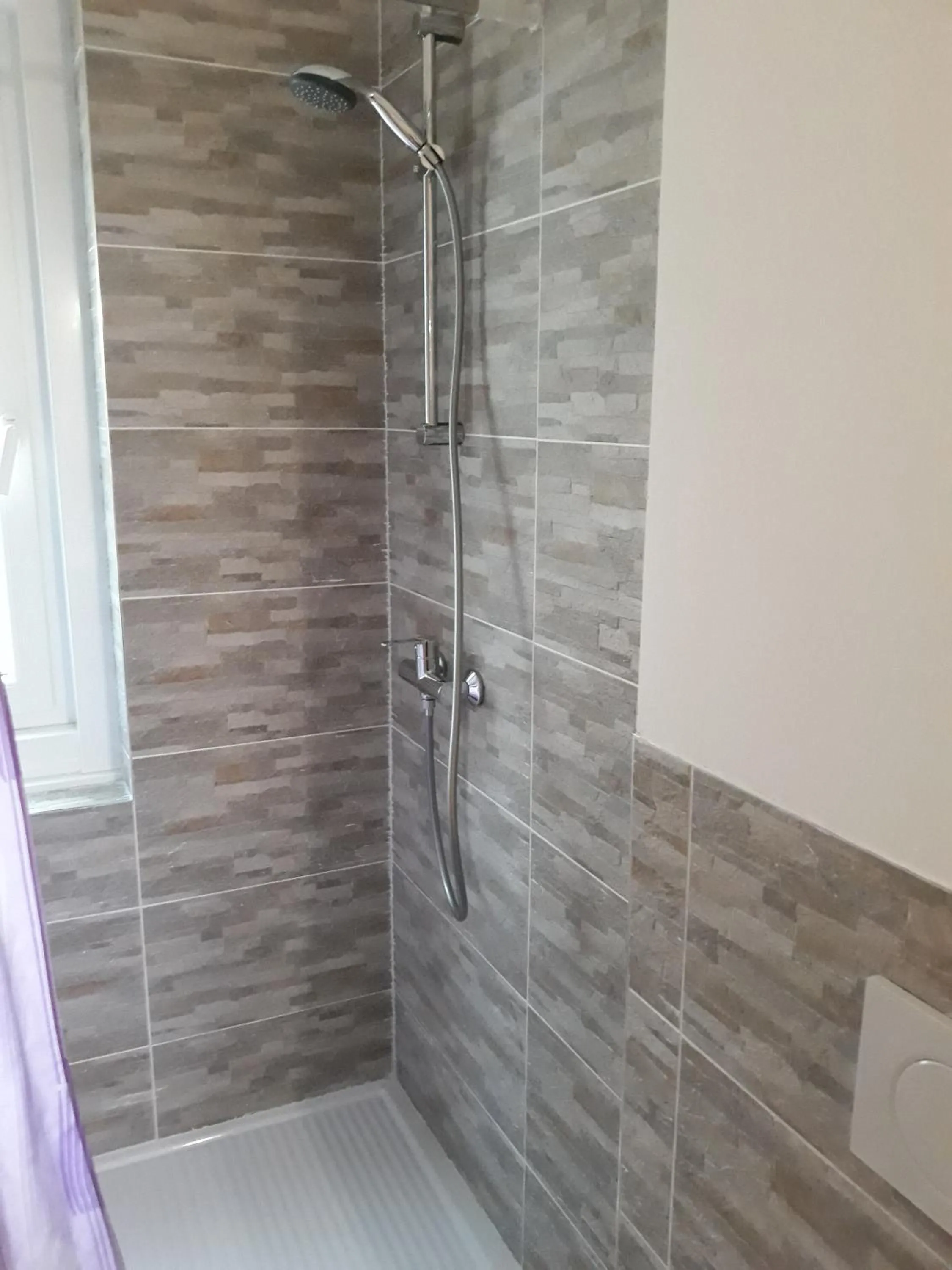 Shower in Residence Sole