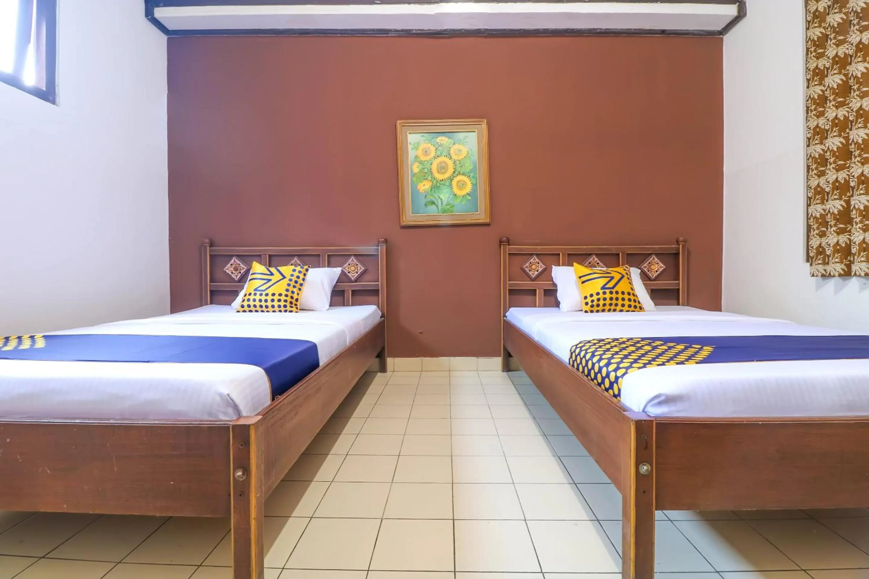 Bedroom in OYO 1927 Hotel Candra Adigraha