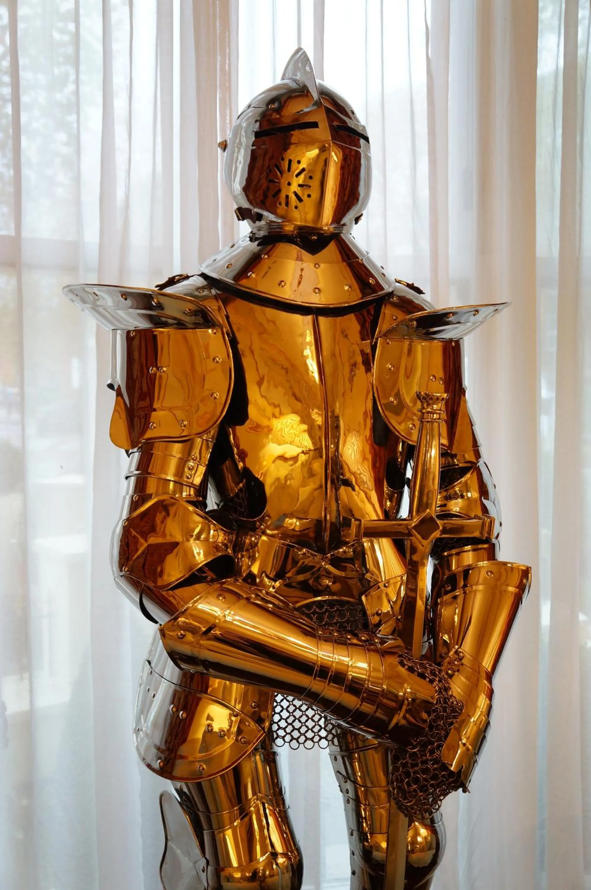 Decorative detail in The Colonnade