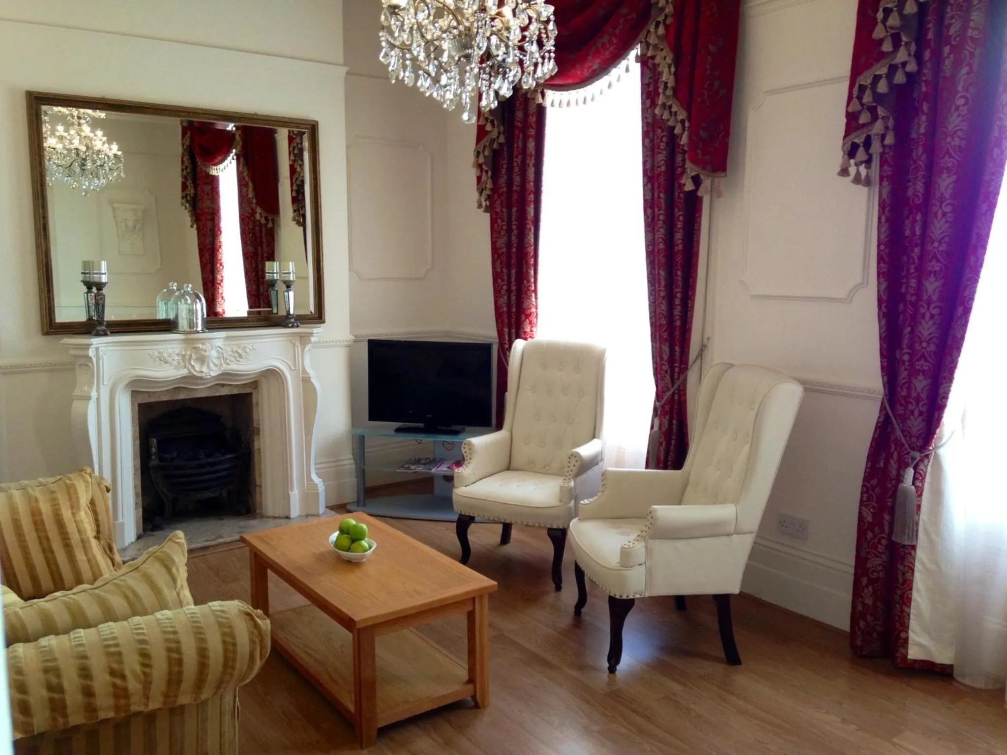 Living room in The Colonnade