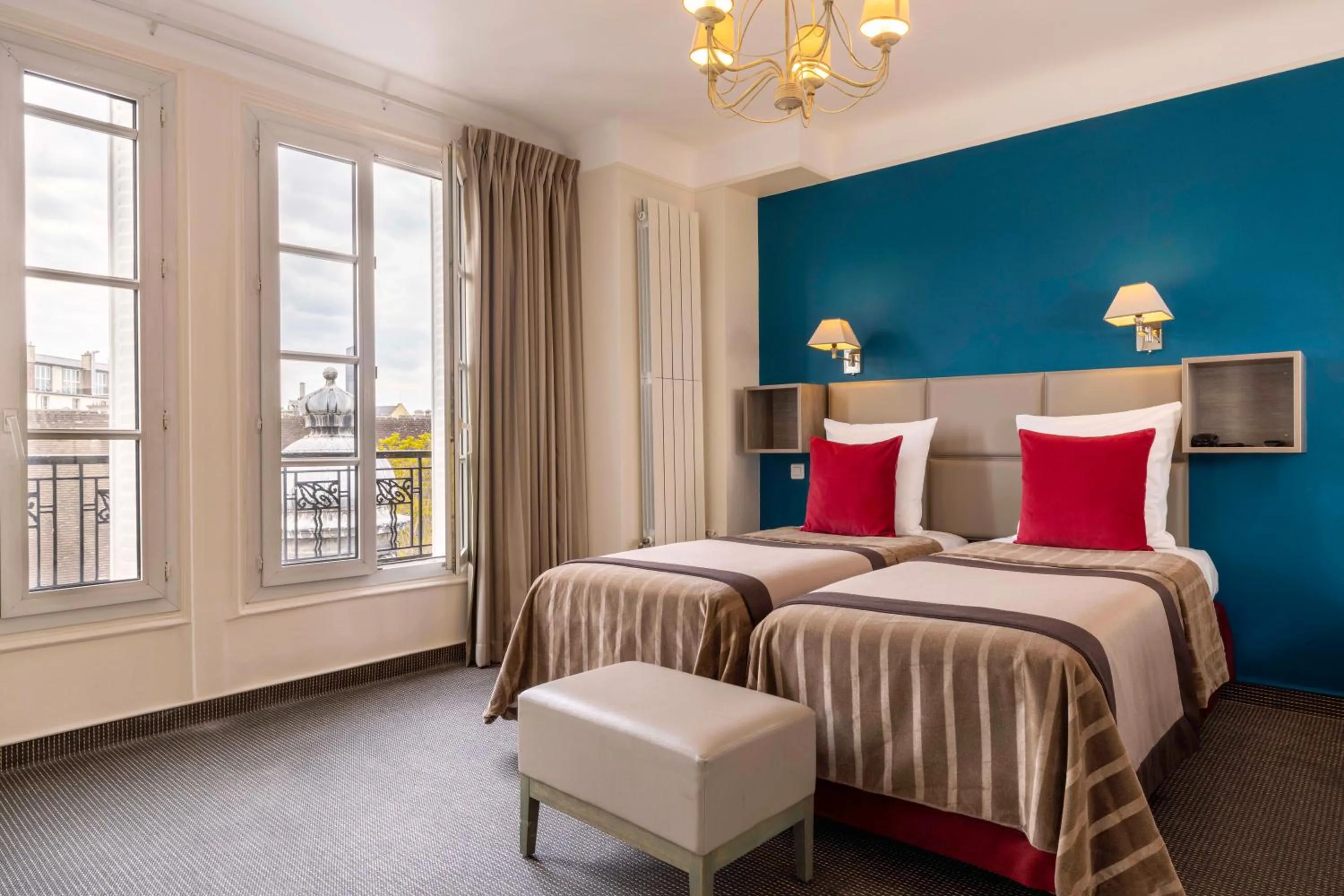 Bedroom, Bed in Hôtel Saint Pierre