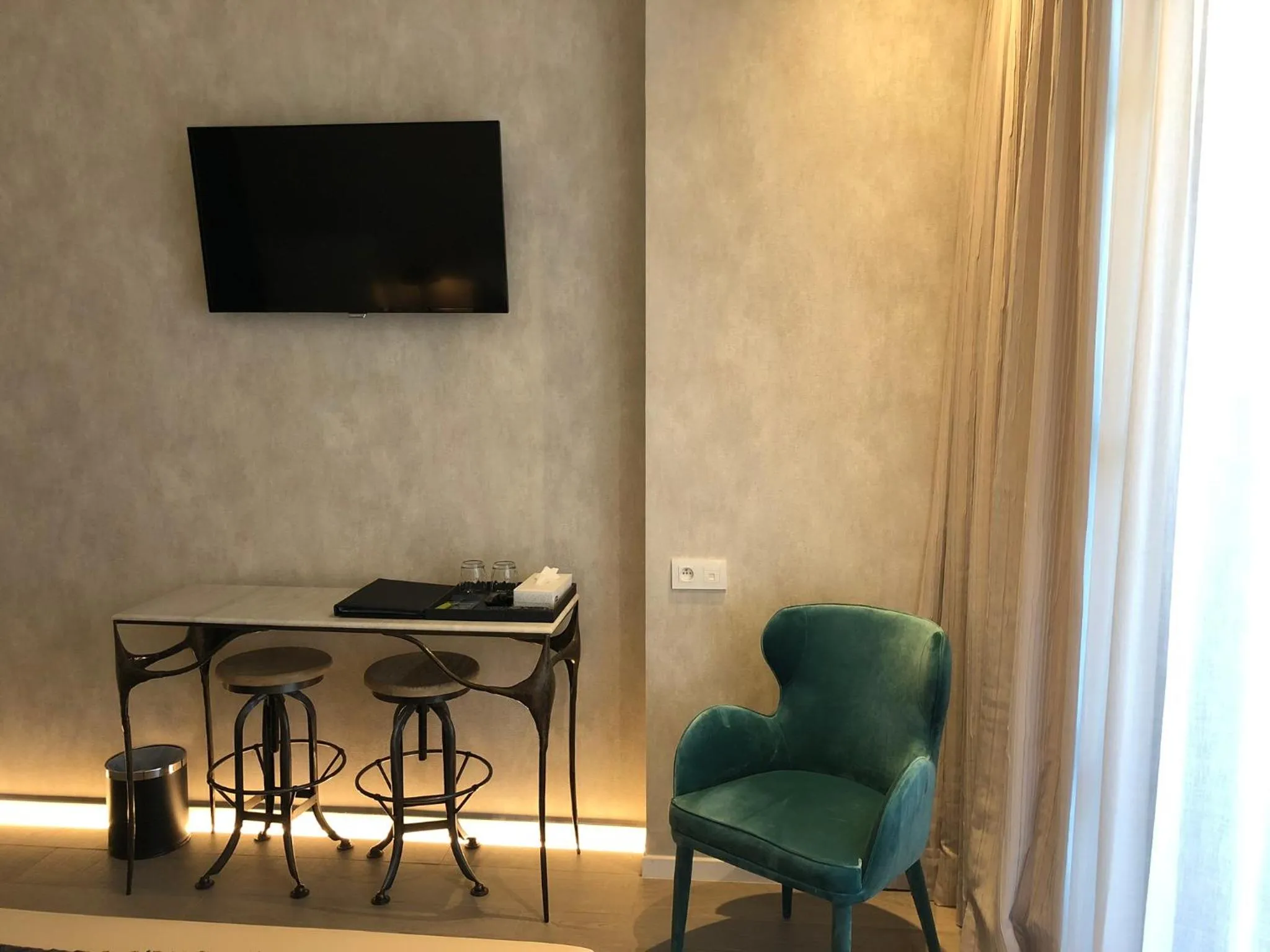 TV and multimedia in Hotel Acropolis " Op het sportiefste park van de kust "