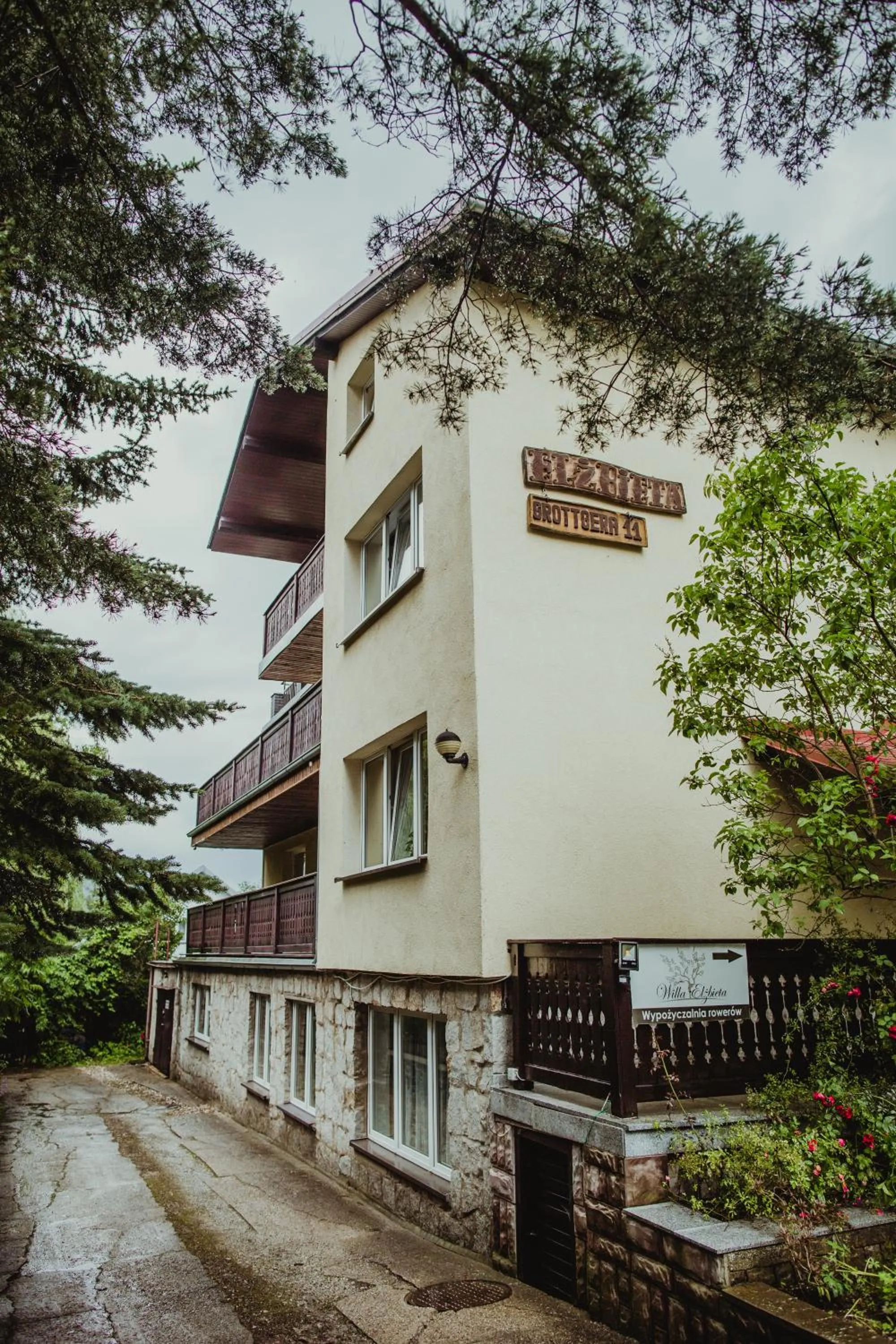 Property building in Willa Elżbieta - komfortowy wypoczynek, znakomite recenzje Gości