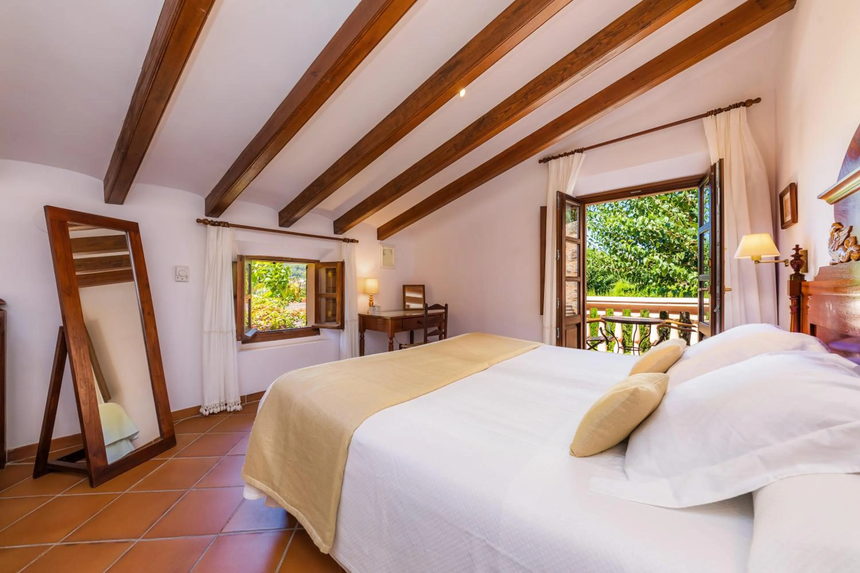 Bed in Finca Ca's Curial - Agroturismo - Adults Only