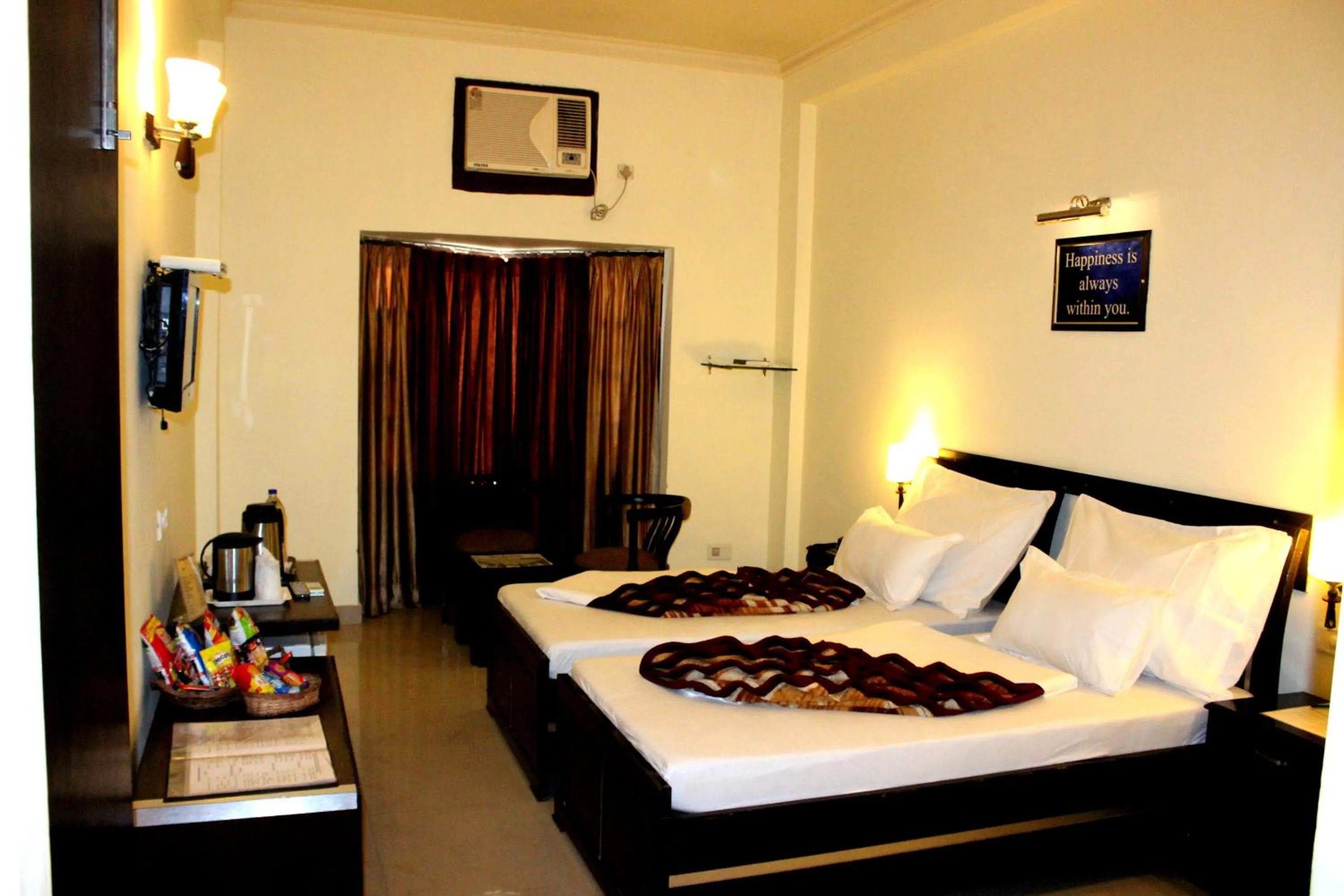 Bedroom, Bed in Hotel Hong Kong Inn