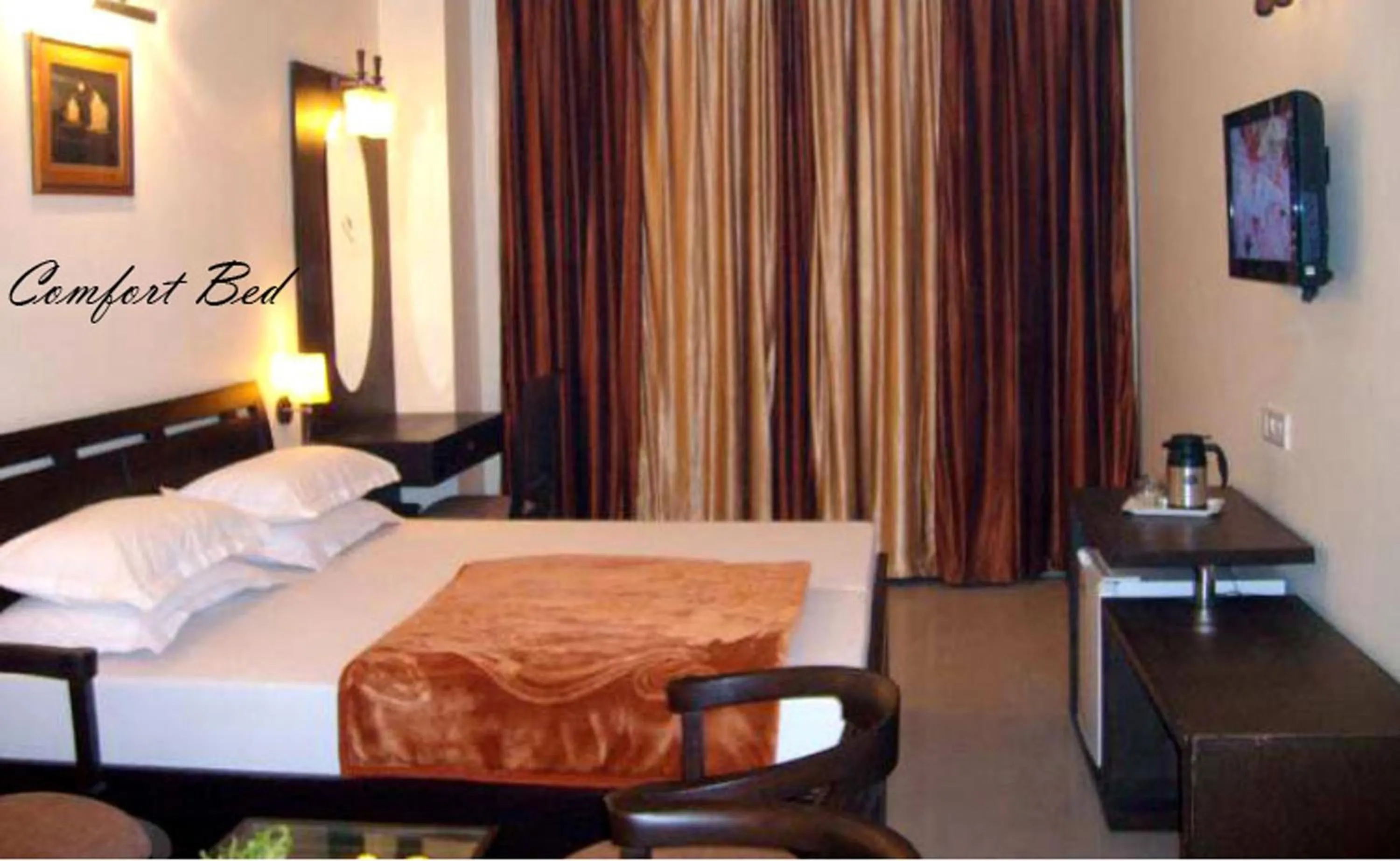 Photo of the whole room, Bed in Hotel Hong Kong Inn