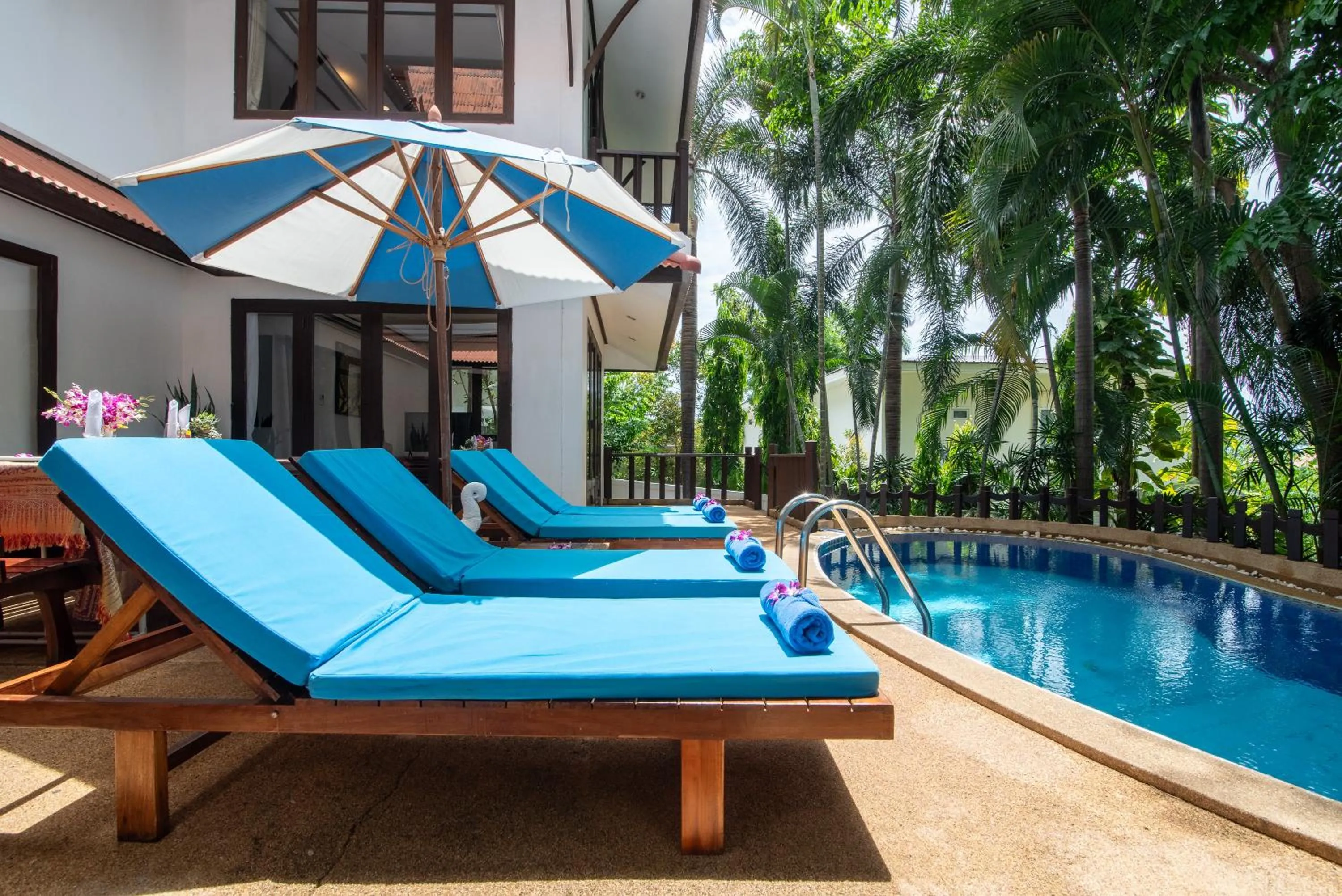 sunbed in Paradise Island Estate