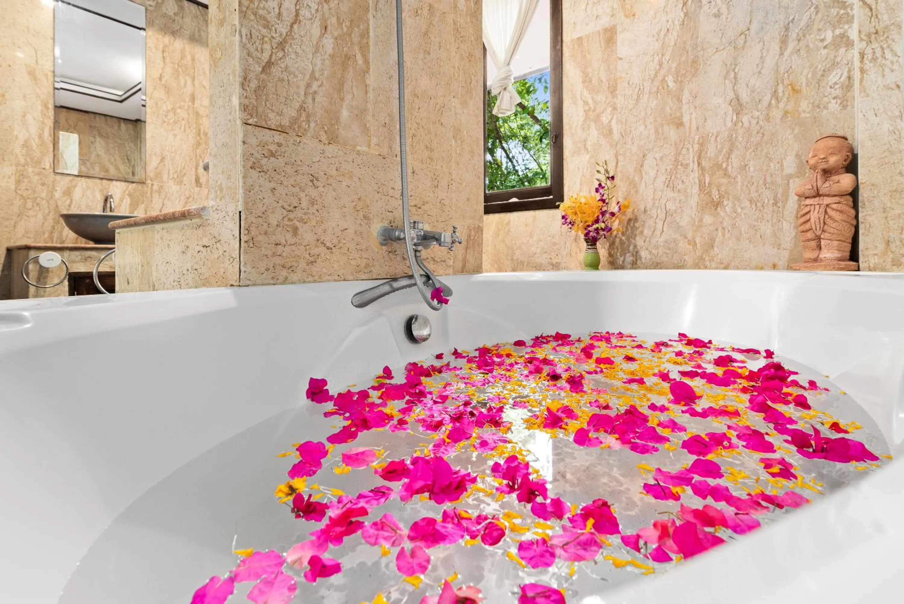 Bath in Paradise Island Estate