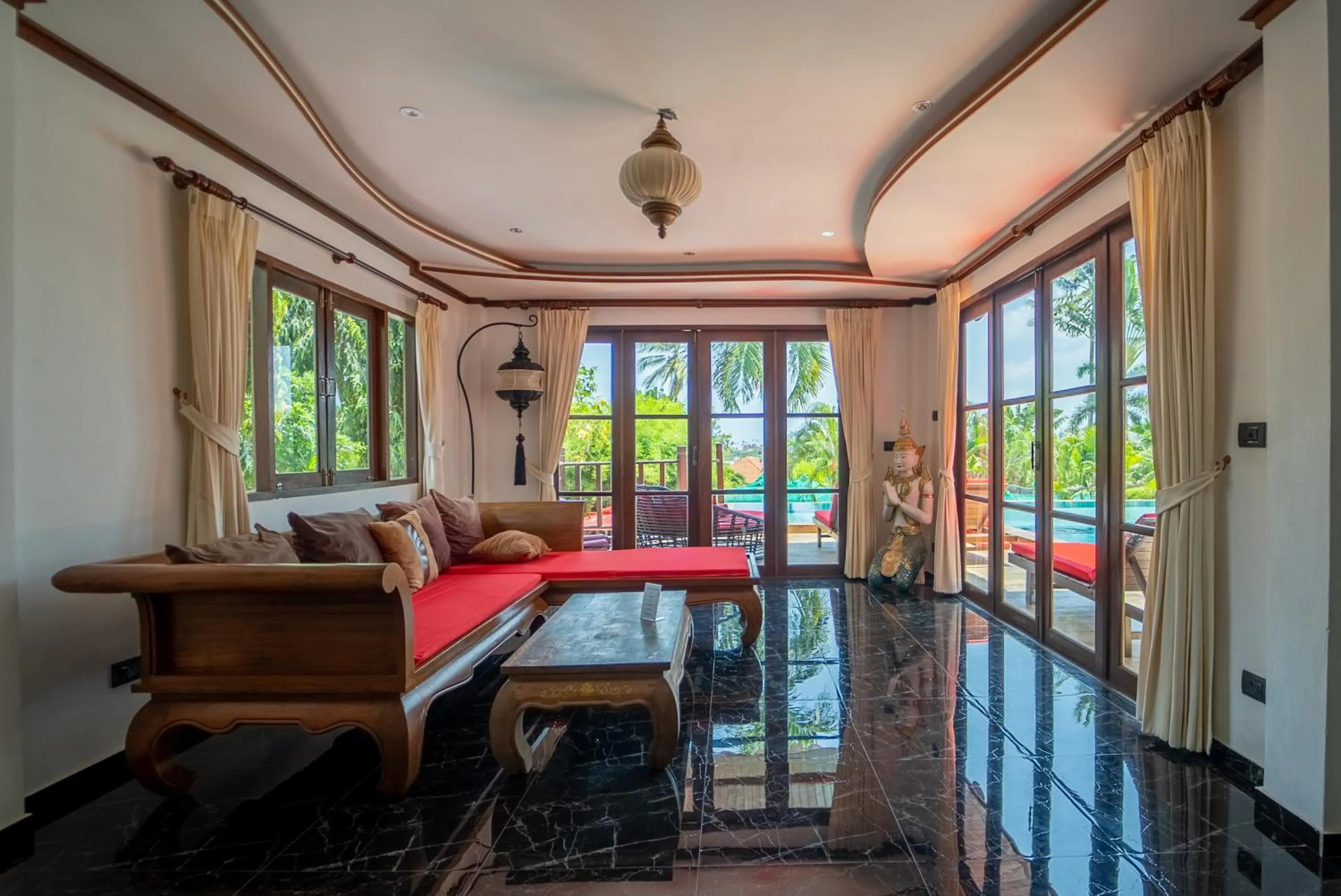 Living room, Bed in Paradise Island Estate