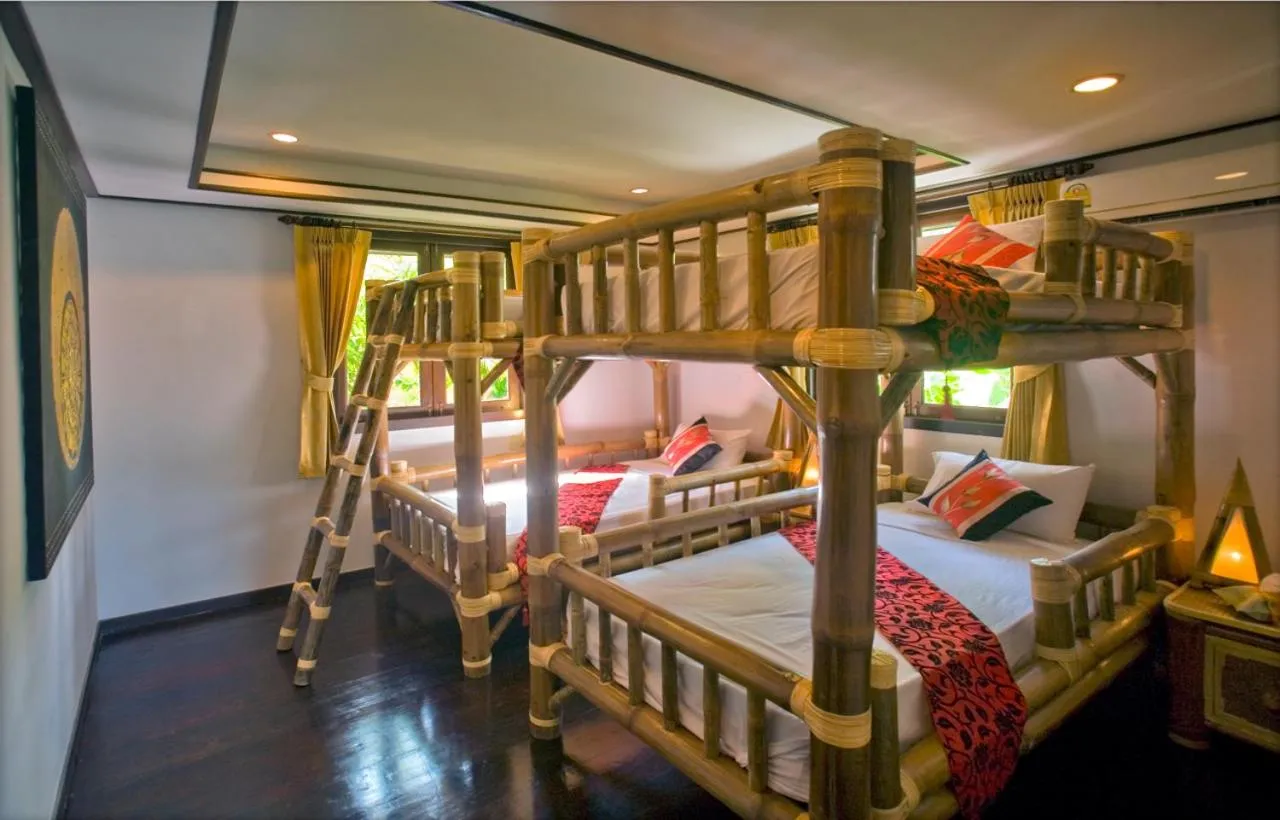 Bed in Paradise Island Estate