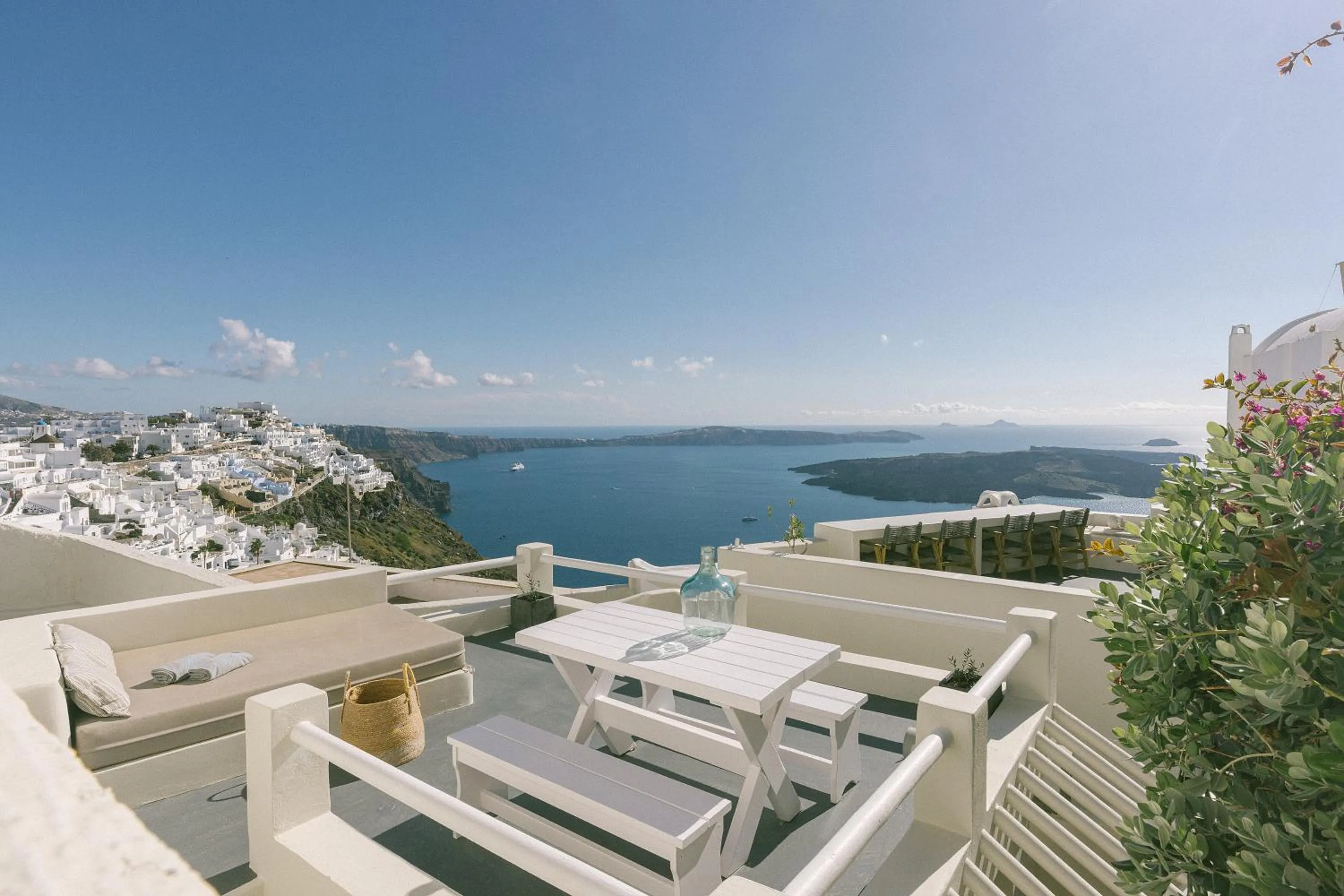 Blue Dolphins Apartments