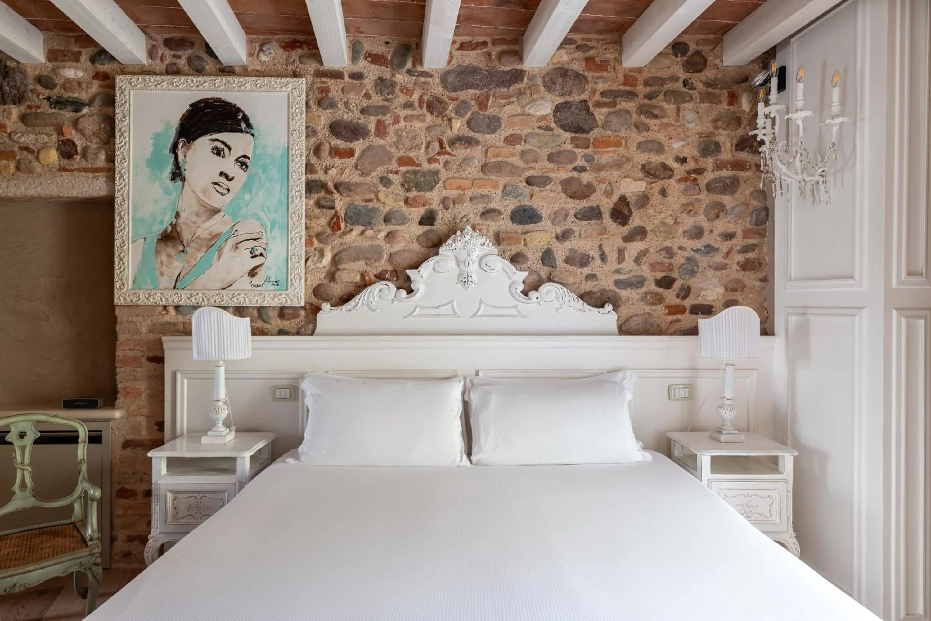 Bed in Regia Rosetta - Royal Rooms Borghetto