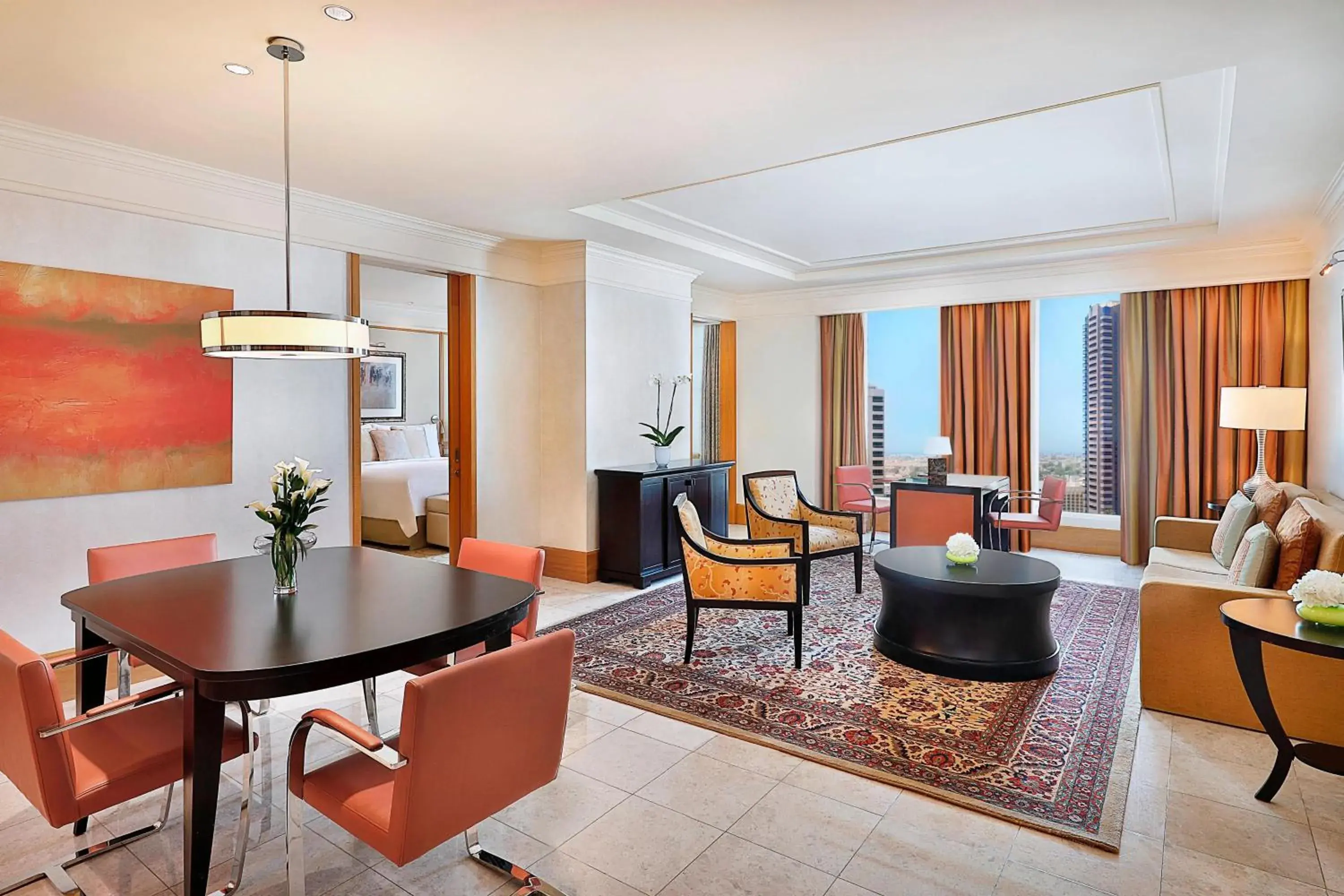 Deluxe Three-Bedroom Apartment in The Ritz-Carlton Executive Residences Deluxe Three-Bedroom Apartment in The Ritz-Carlton Executive Residences