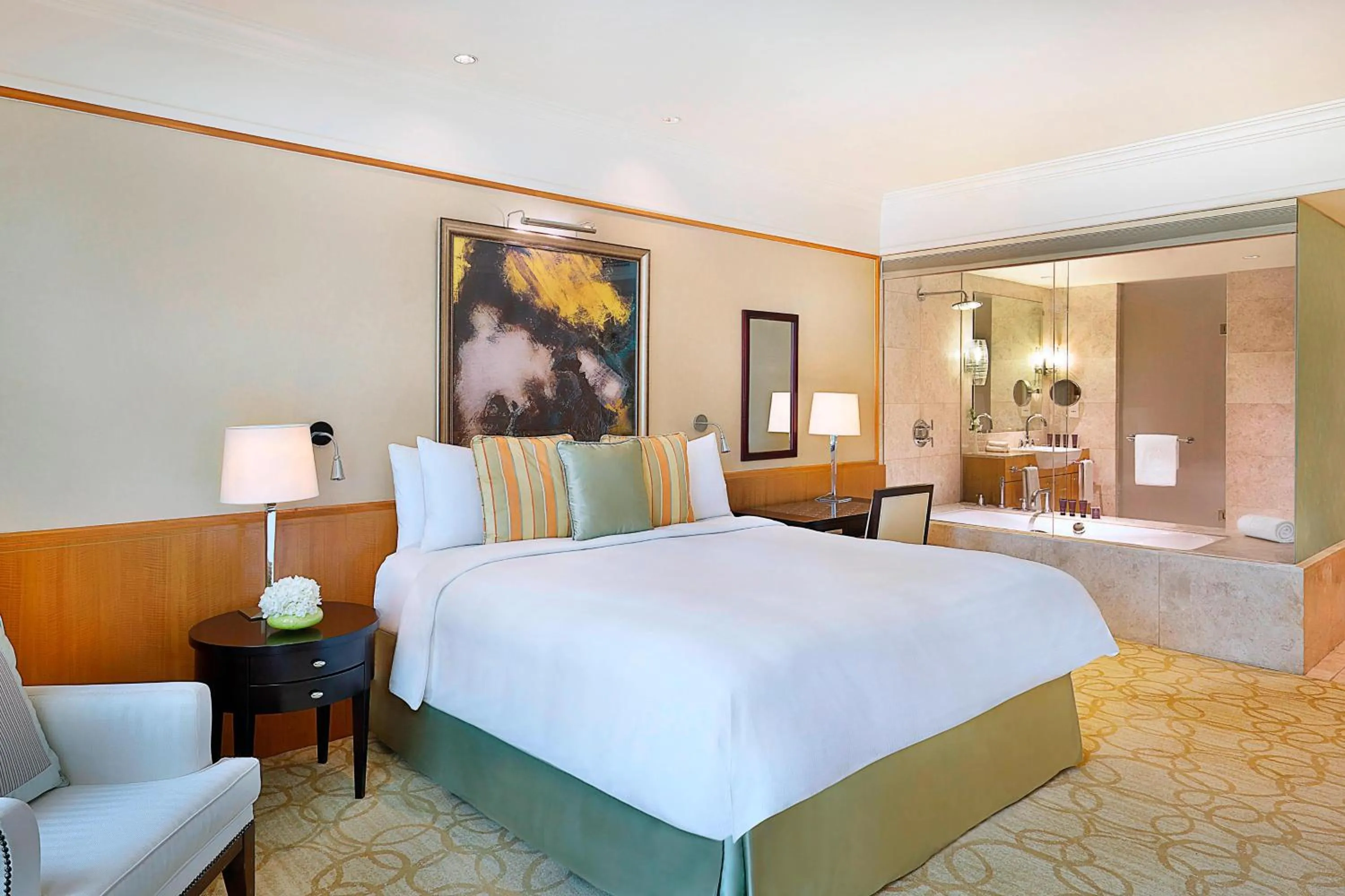 Bedroom, Bed in The Ritz-Carlton Executive Residences