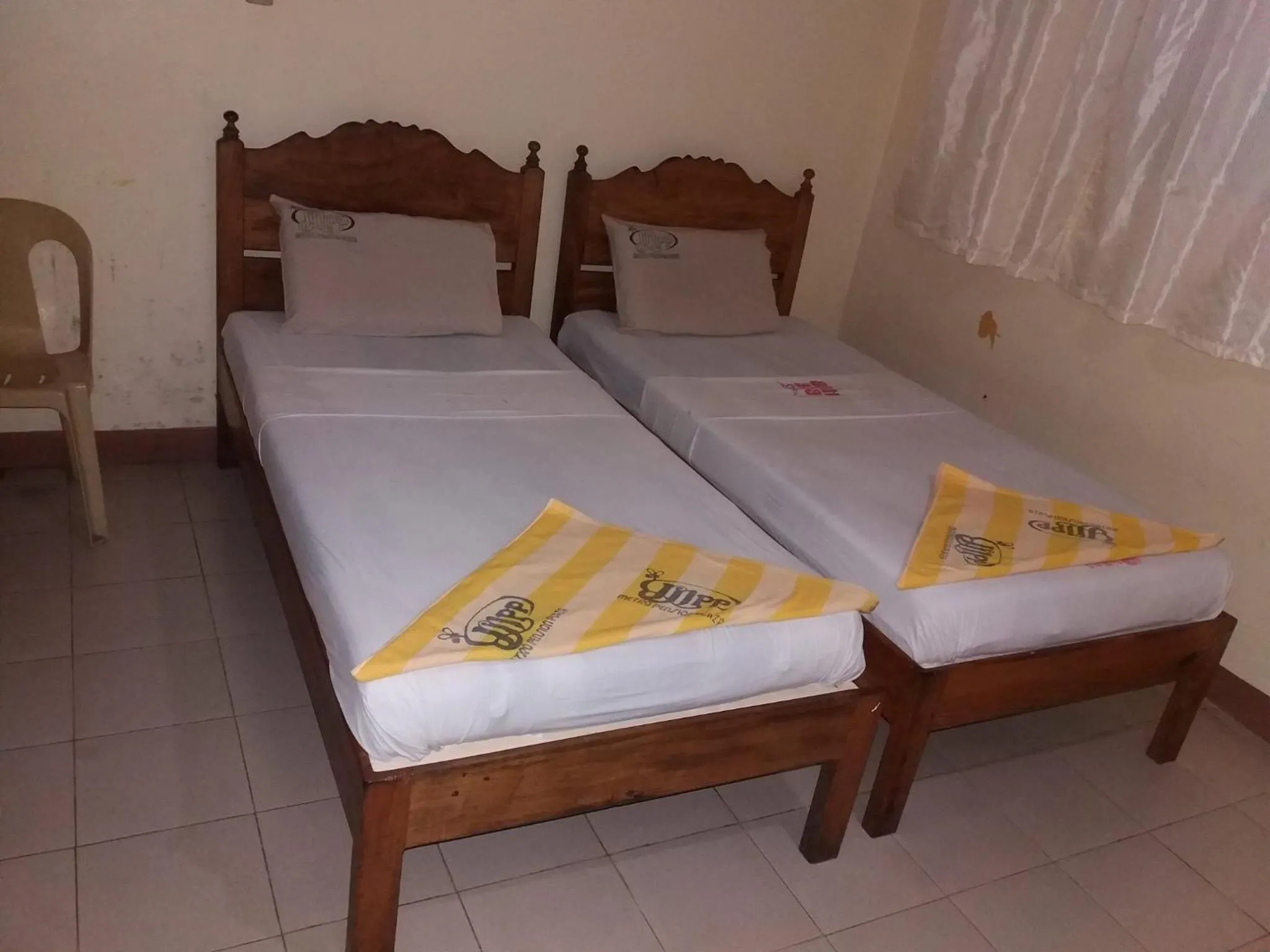 Bed in Bee Hub Pension