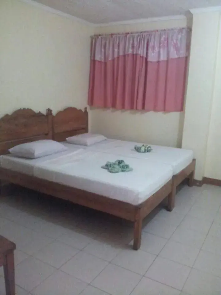 Budget Double Room in Bee Hub Pension Budget Double Room in Bee Hub Pension