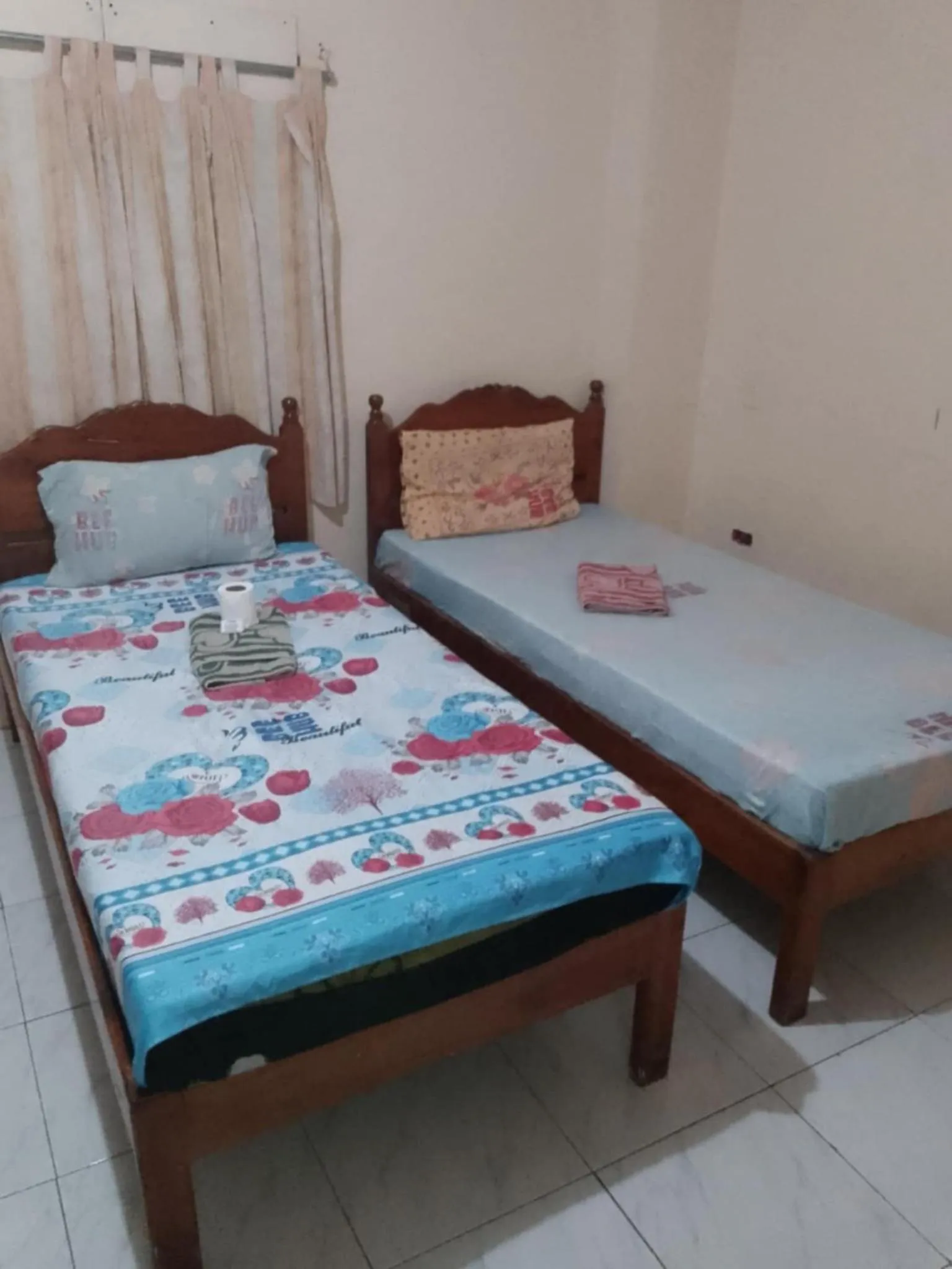 Bed in Bee Hub Pension
