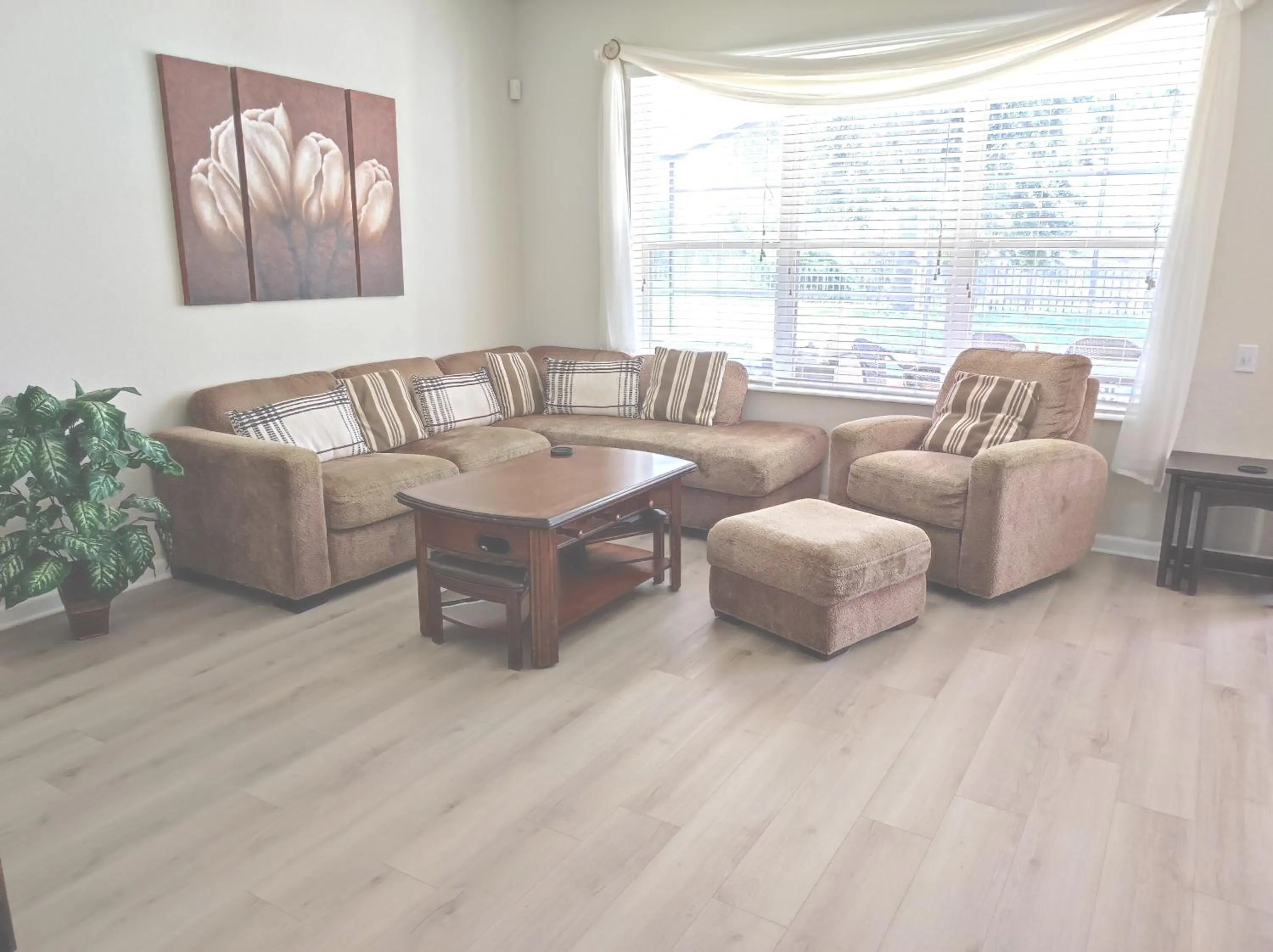 Living room in Flagstone Villa