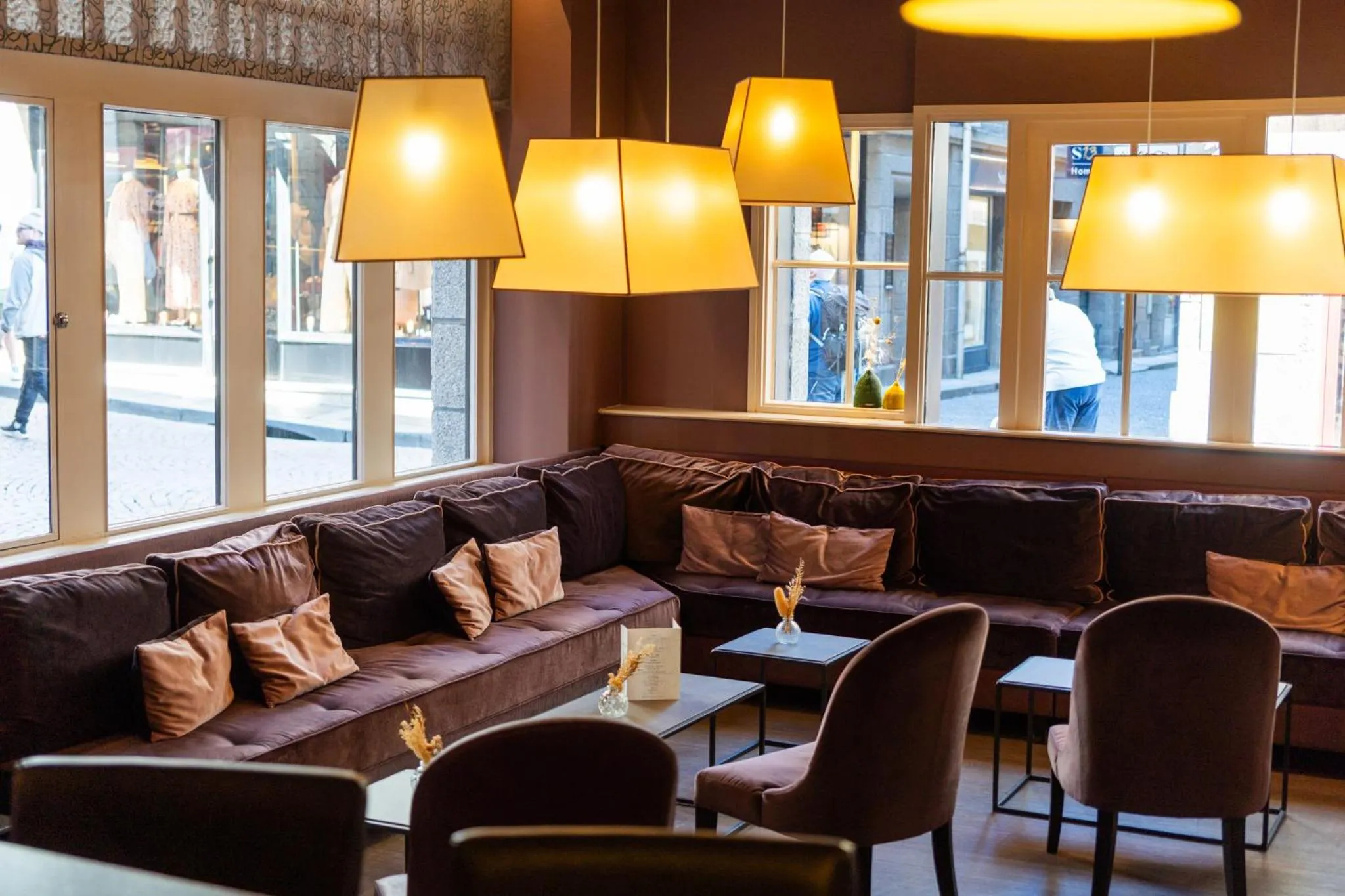 Restaurant/places to eat in La Maison des Armateurs