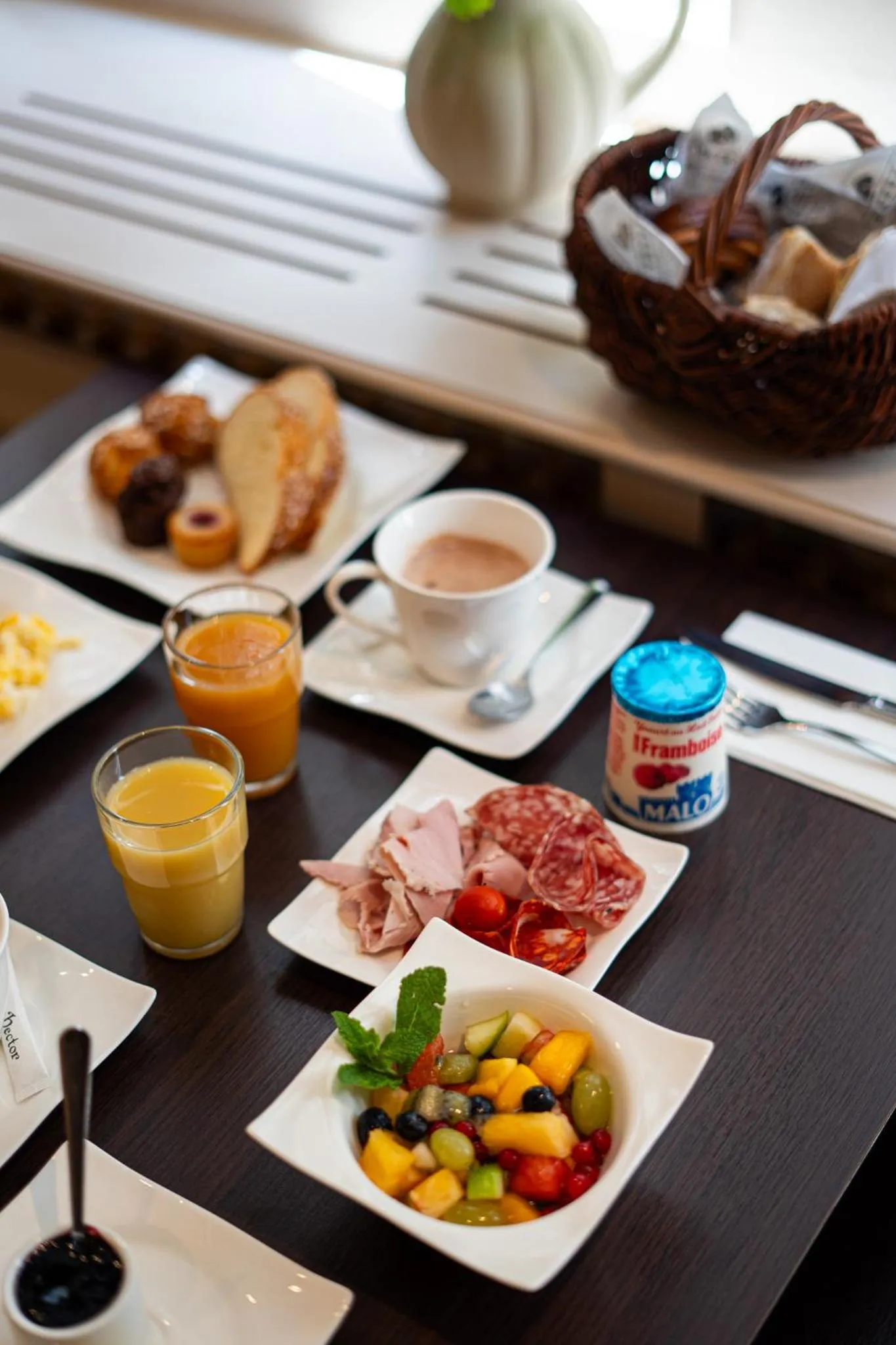 Breakfast in La Maison des Armateurs