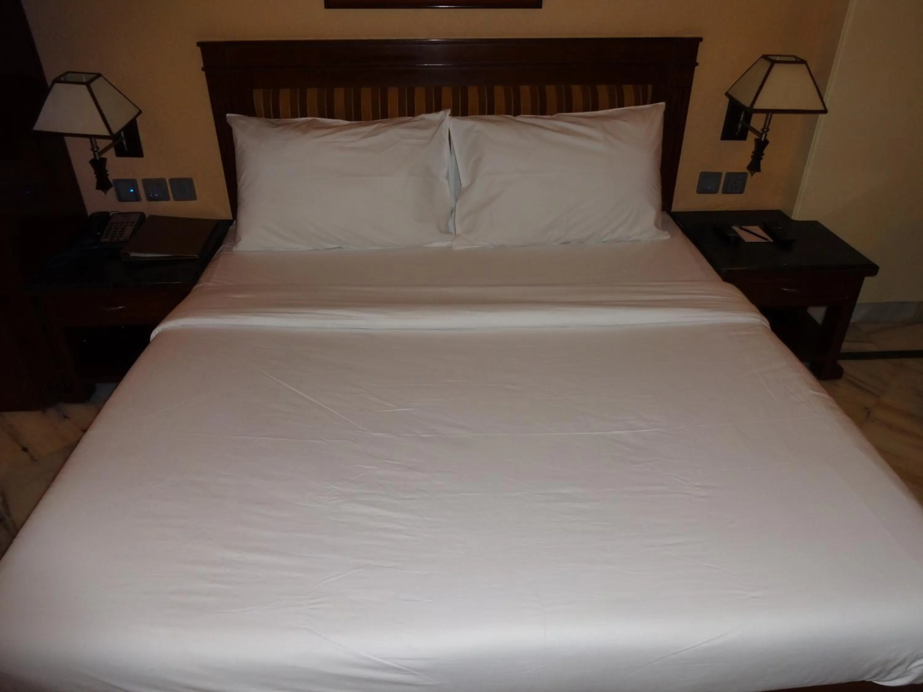 Bedroom in Florence Inn