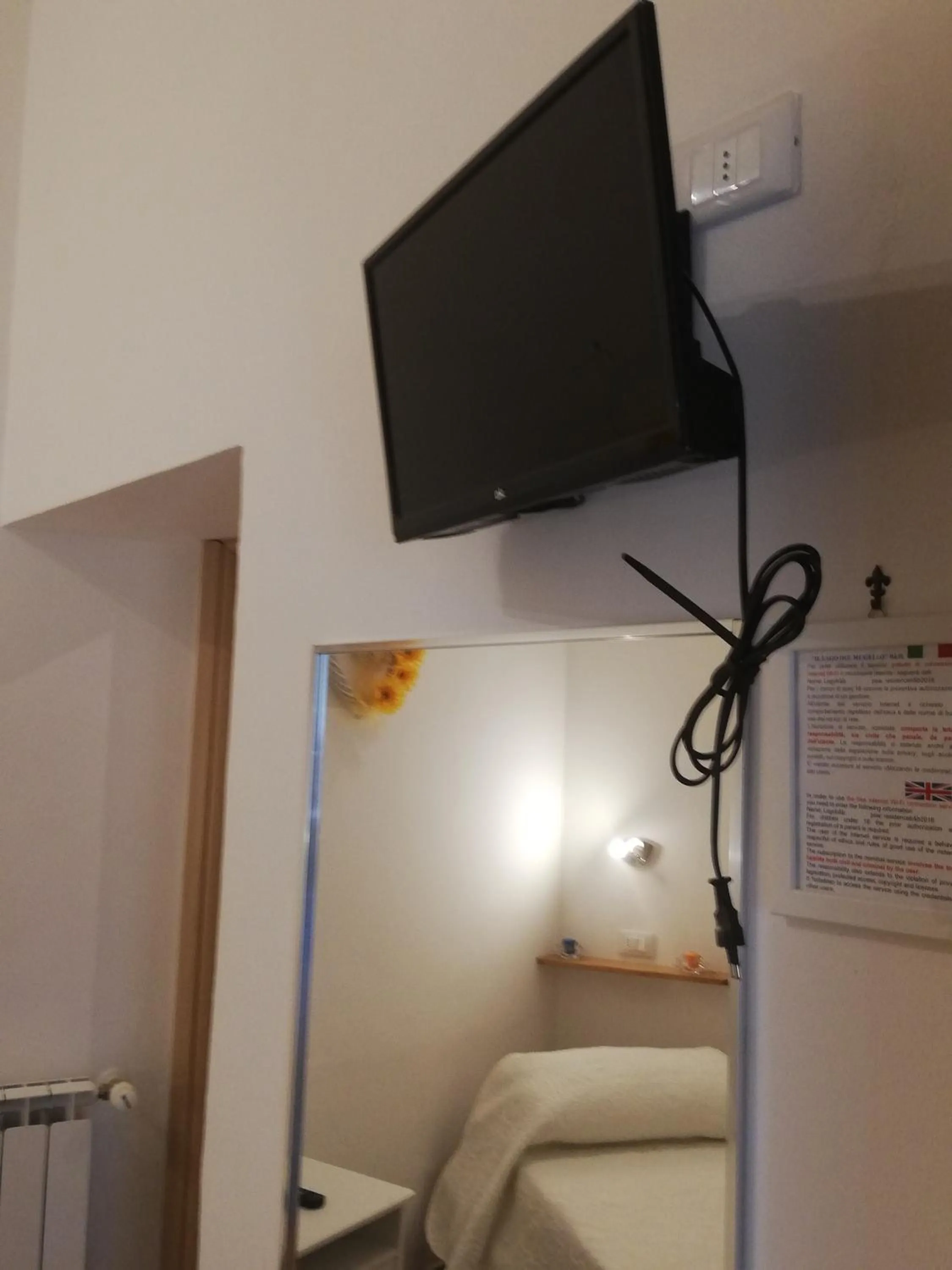 Photo of the whole room in Il lago del Mugello B&B