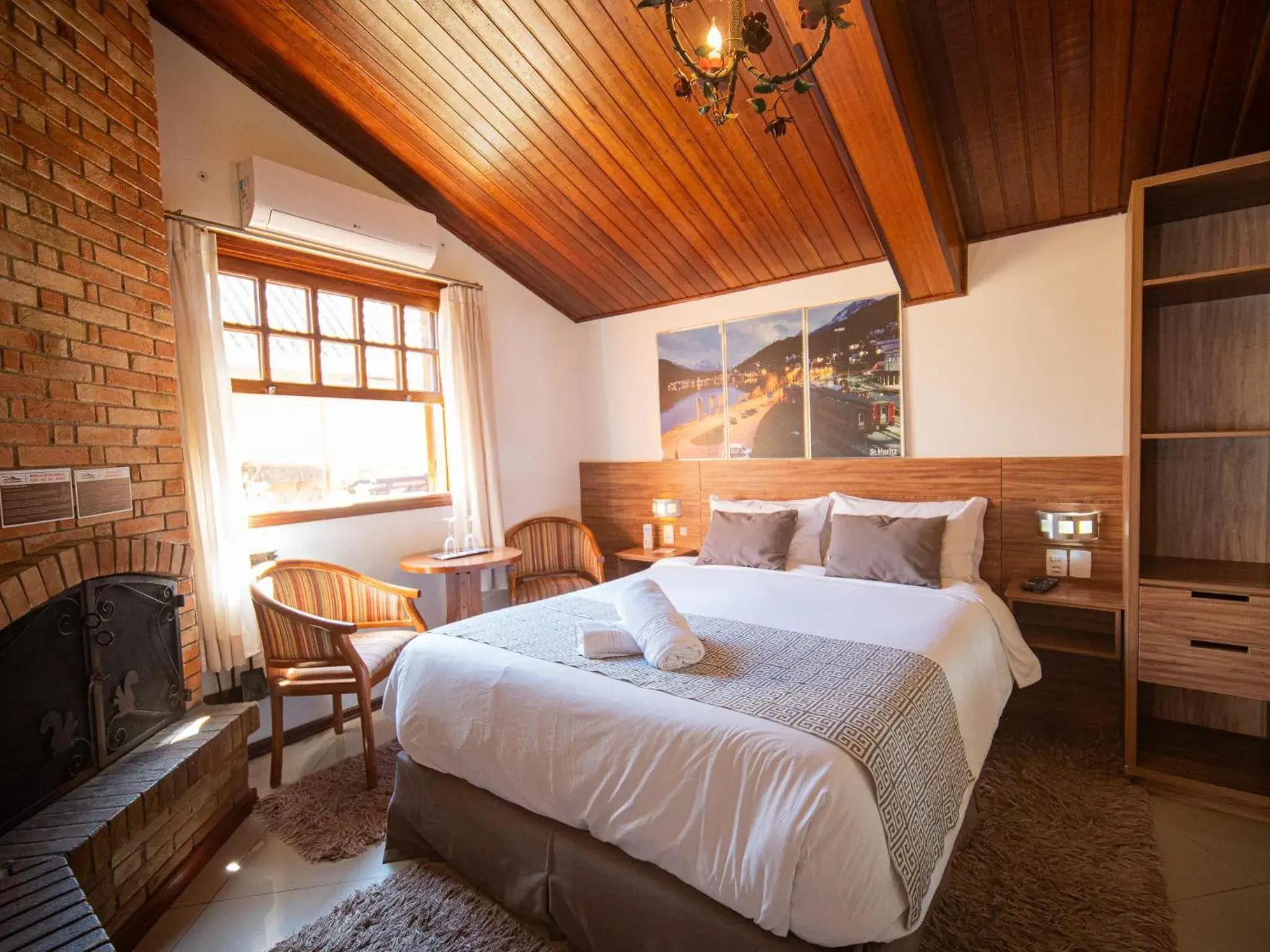 Luxury Room with Hydro in Pousada Suiça Mineira Centro Luxury Room with Hydro in Pousada Suiça Mineira Centro