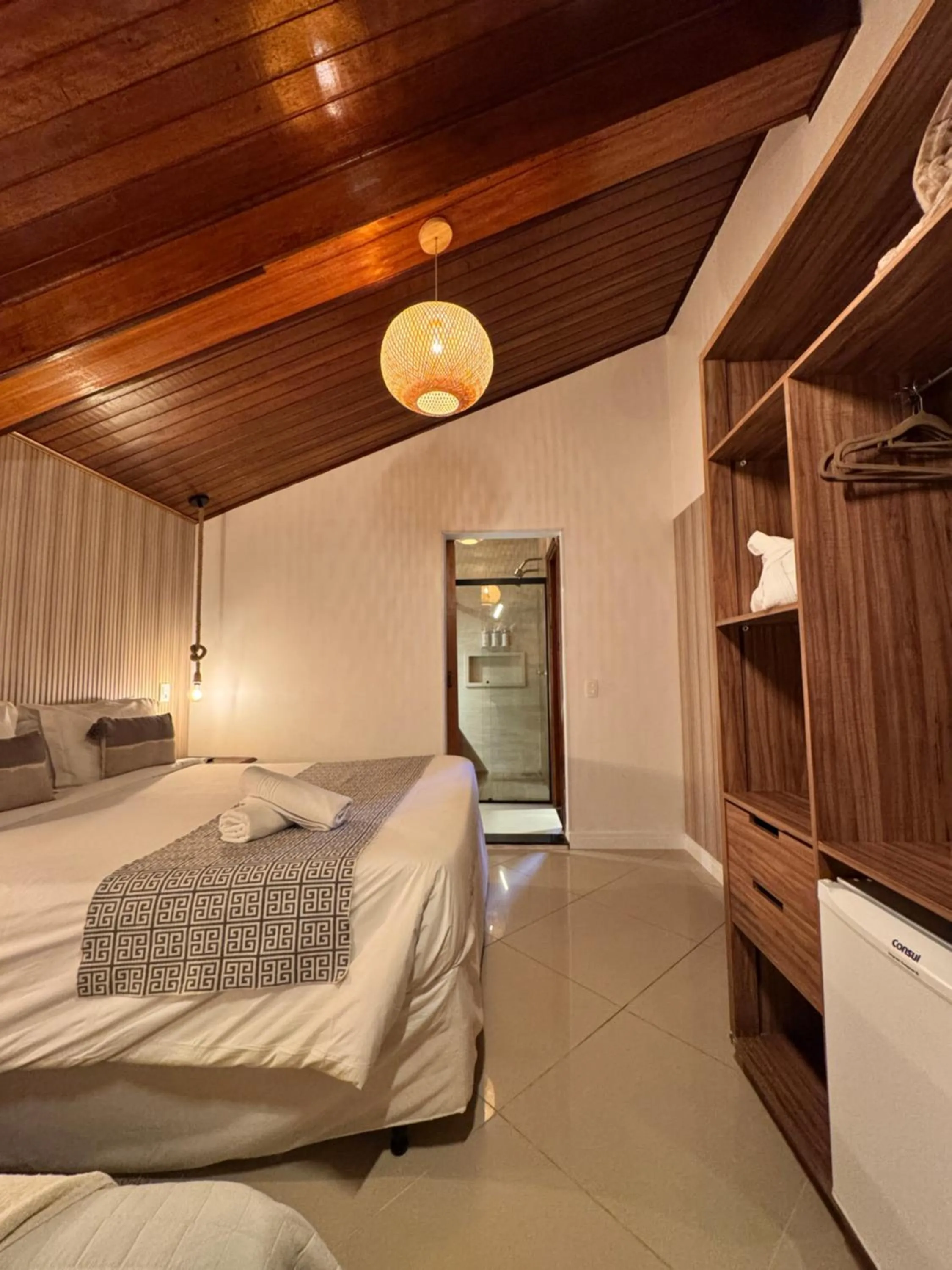 Photo of the whole room, Bed in Pousada Suiça Mineira Centro