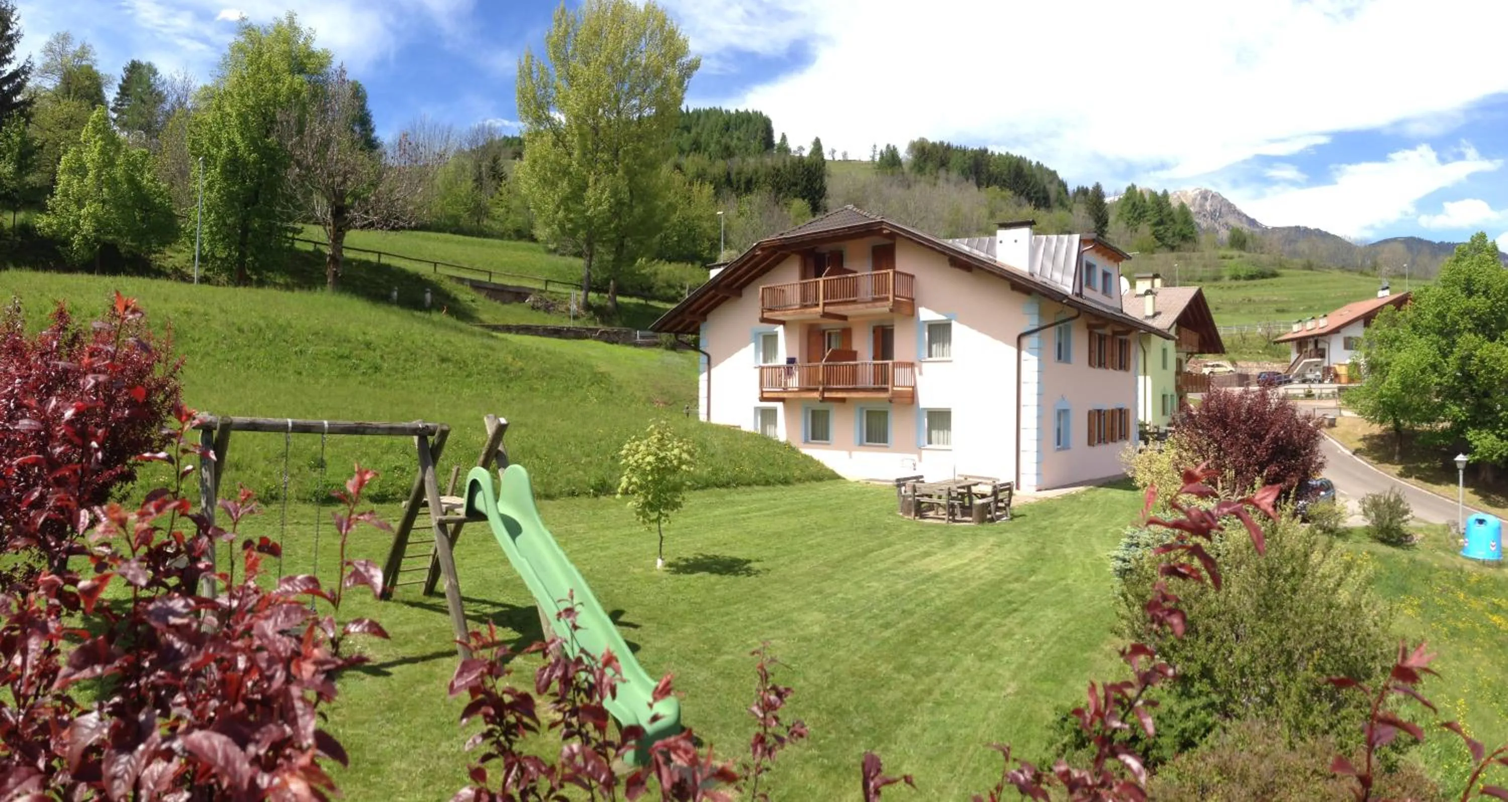 Facade/entrance in Residence Villa Boschetto