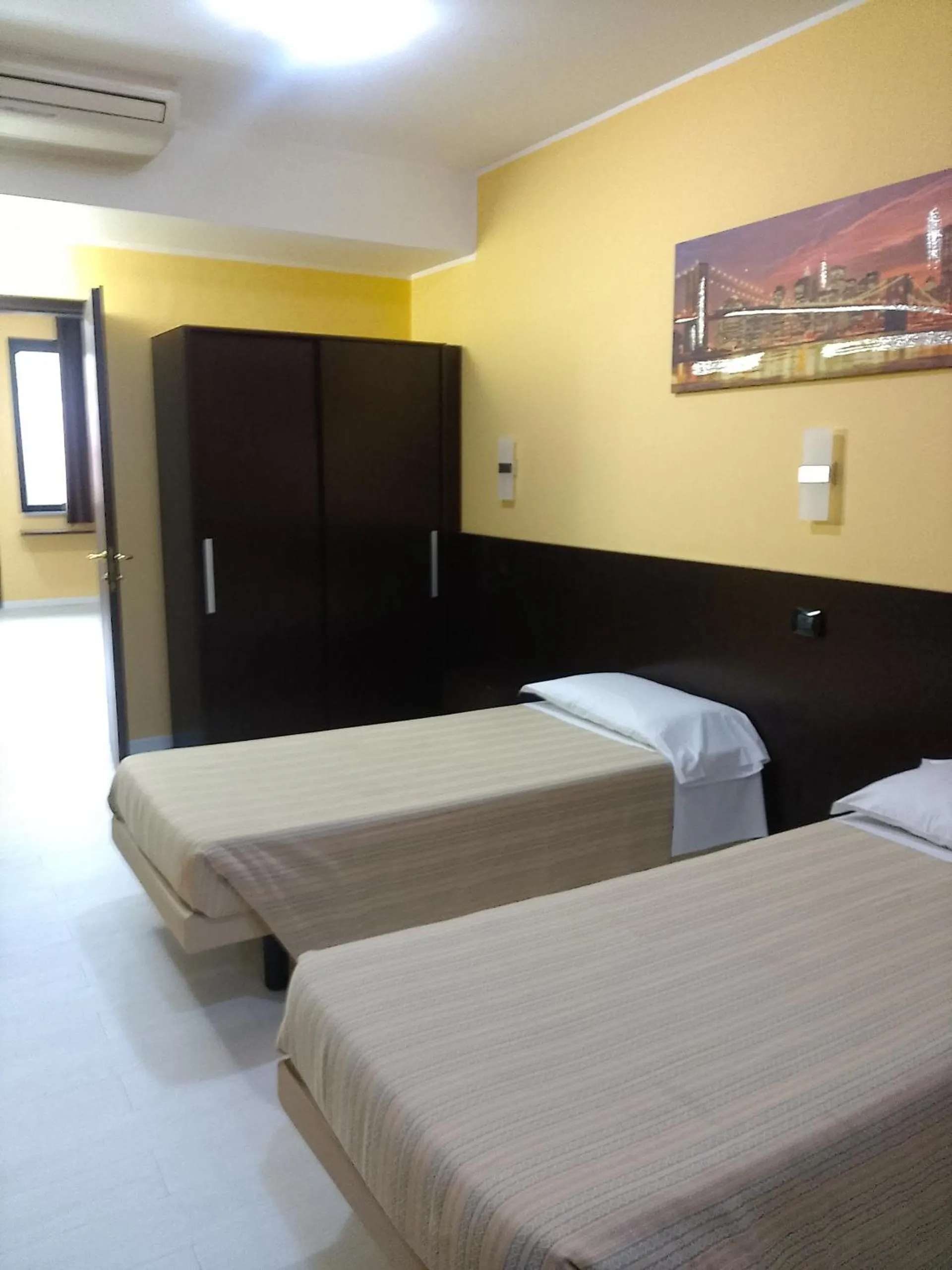 Bed in Hotel motel residence Gonzaga