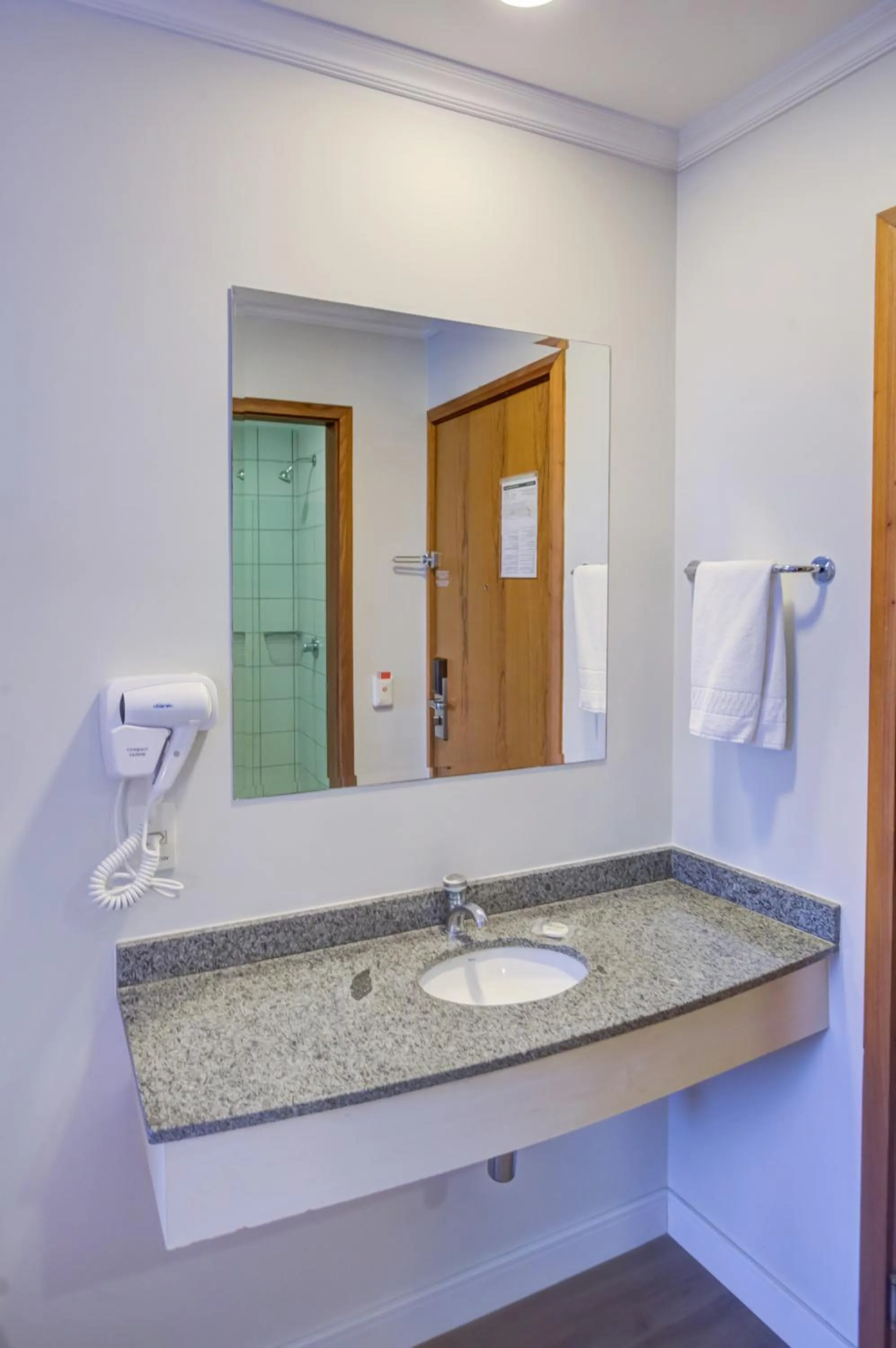 Bathroom in Transamerica Fit Villa Lobos