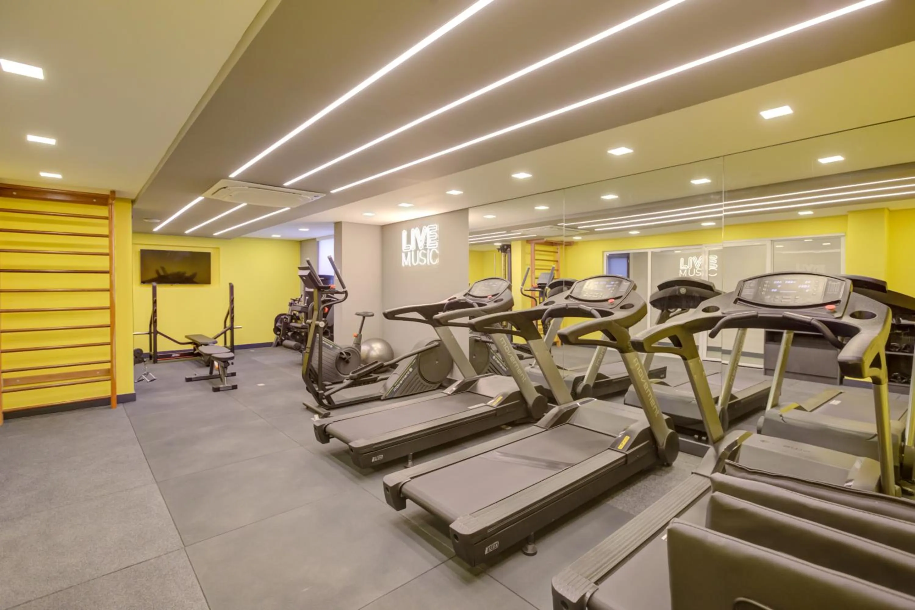 Fitness centre/facilities in Transamerica Fit Villa Lobos