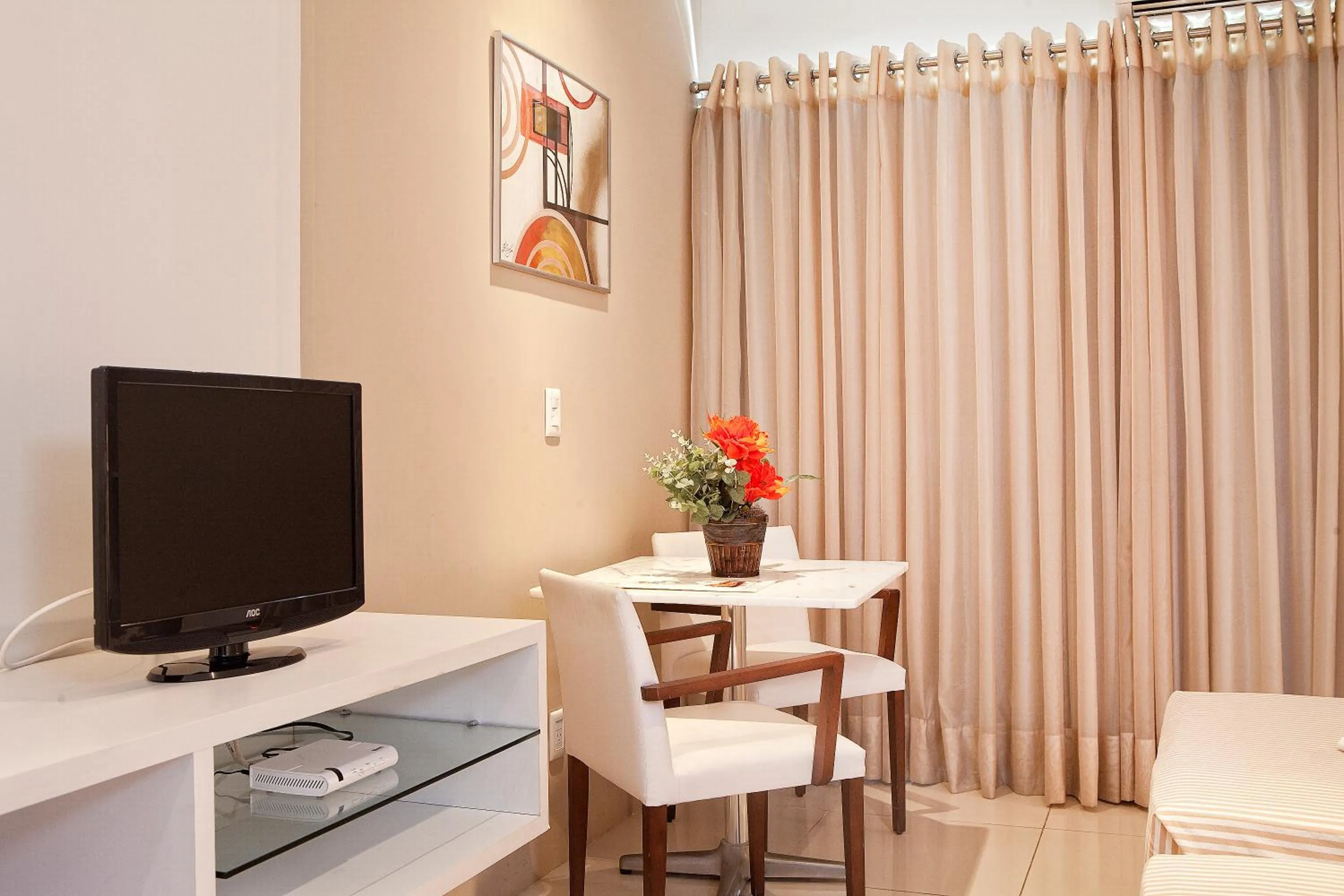 Photo of the whole room in Bahiamar Hotel