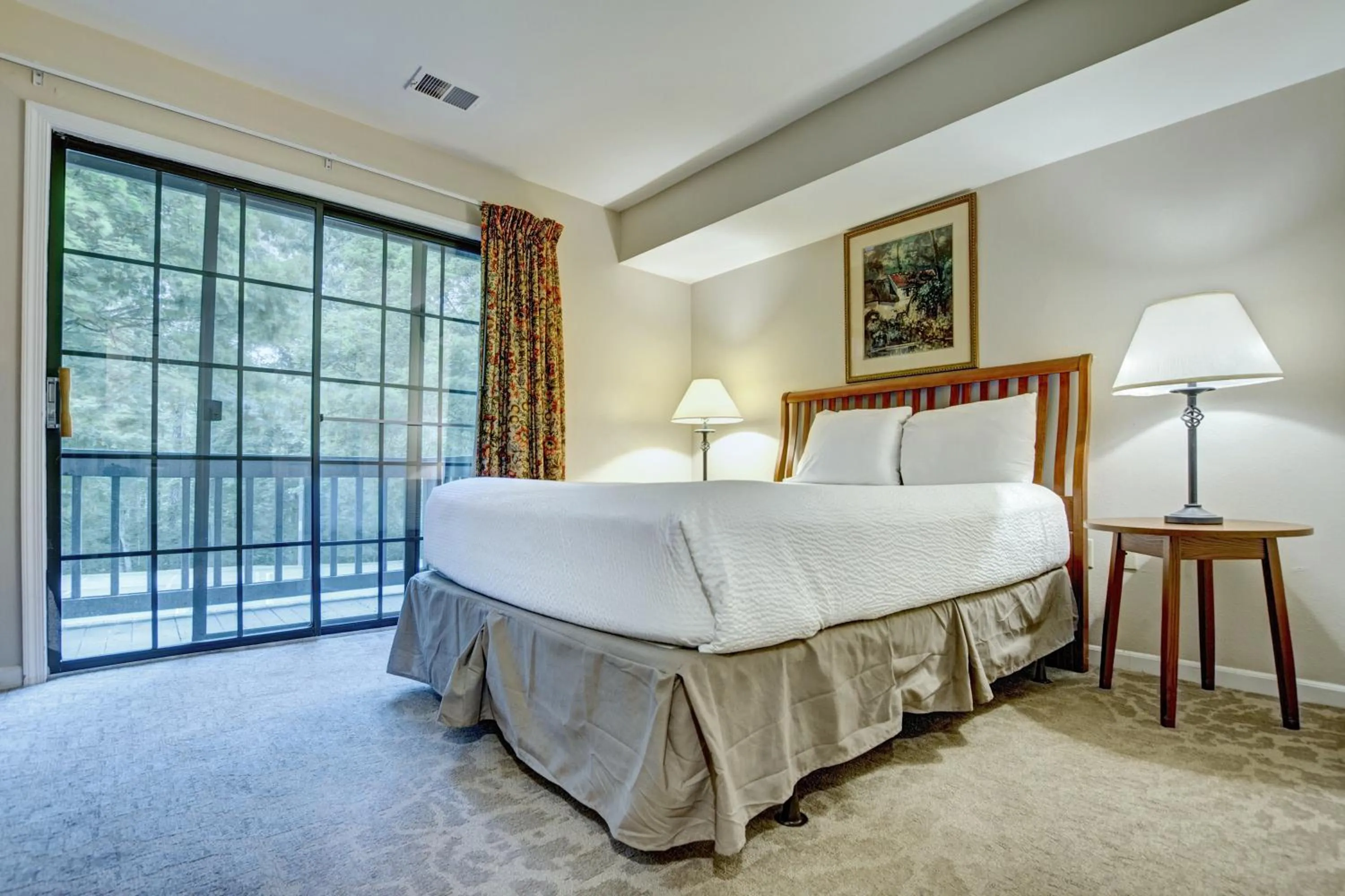 Bedroom, Bed in Pocono Mountain Villas by Exploria Resorts