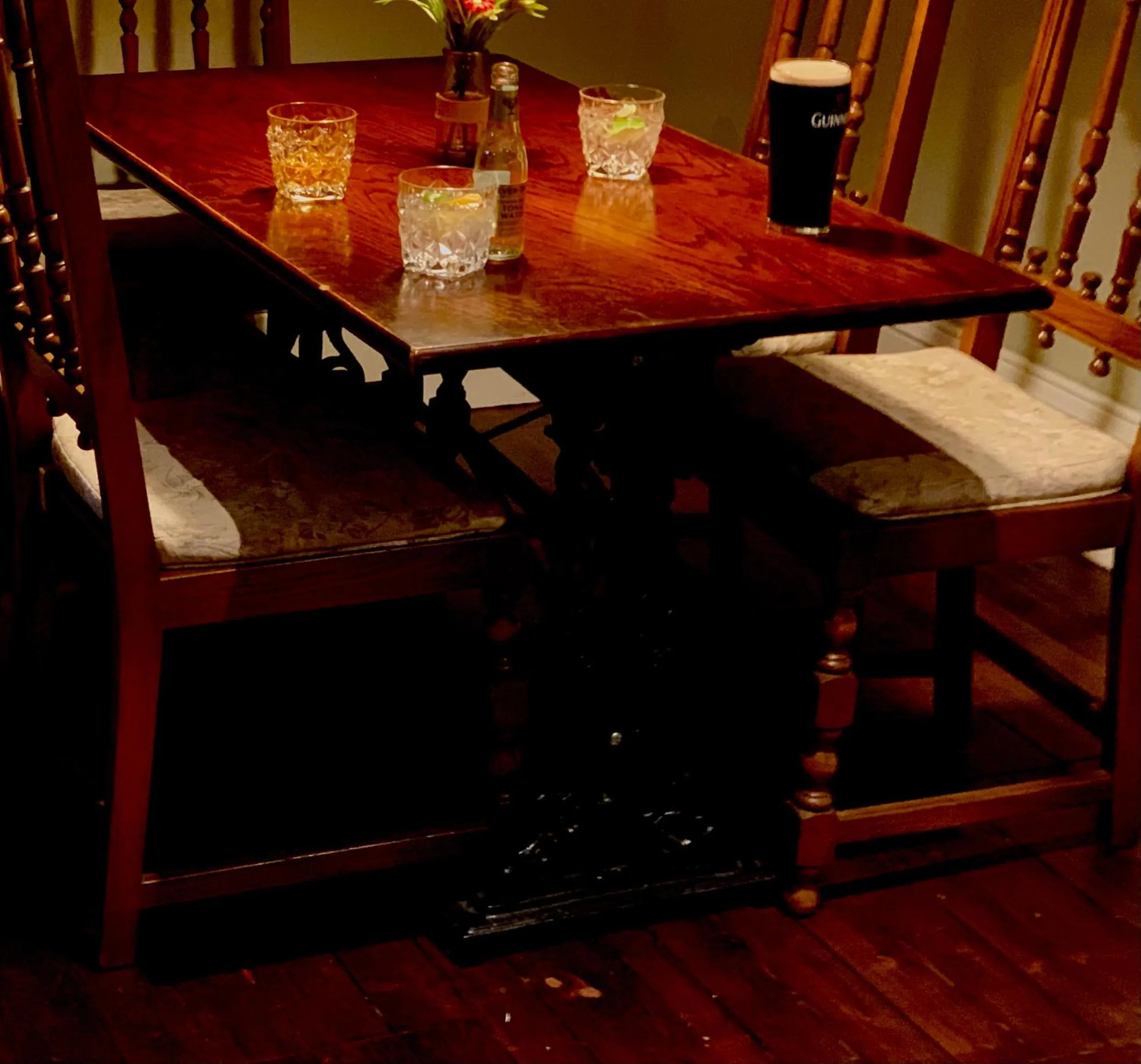 Drinks in The Kelvin Hotel