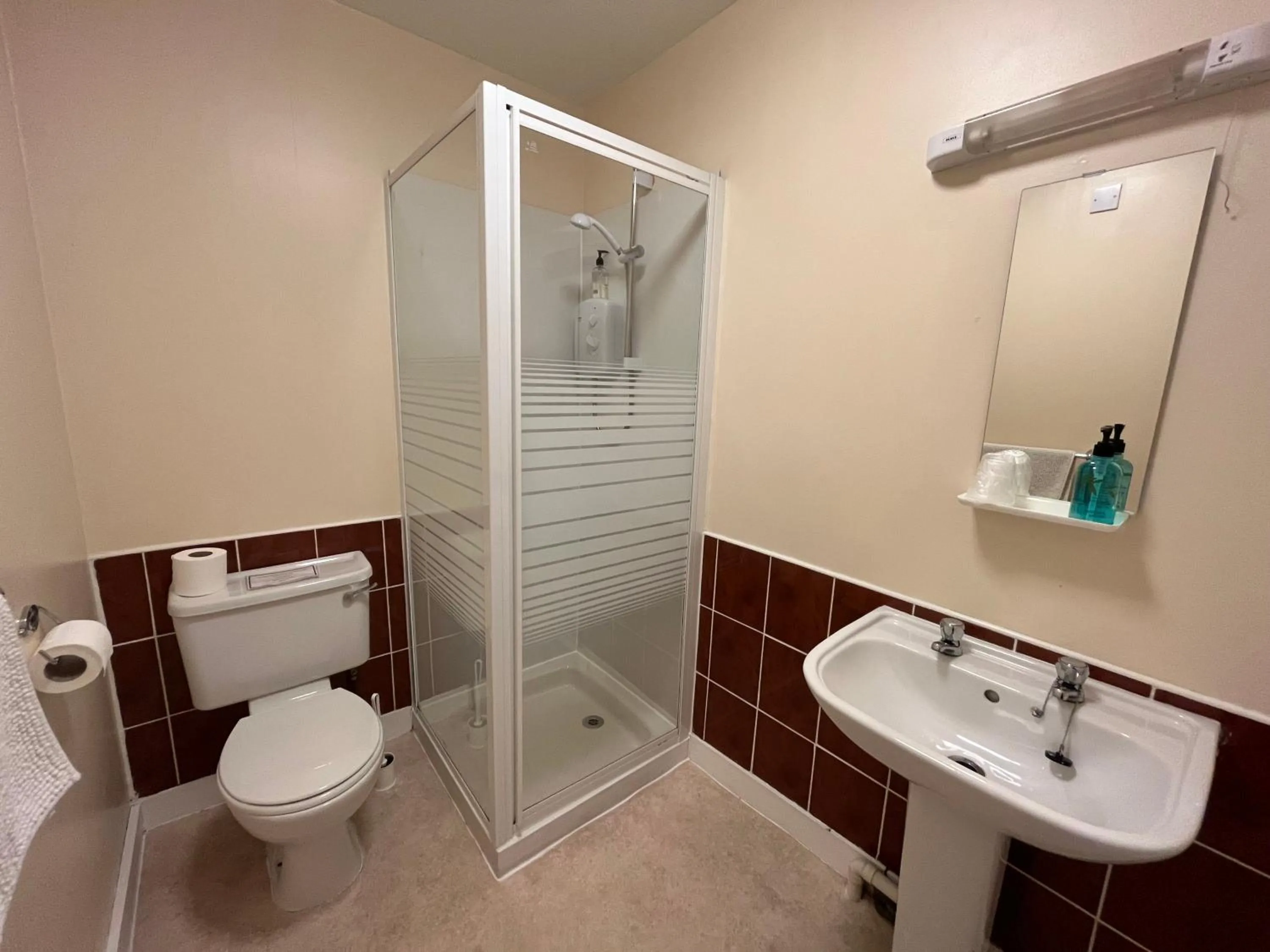 Shower in The Kelvin Hotel