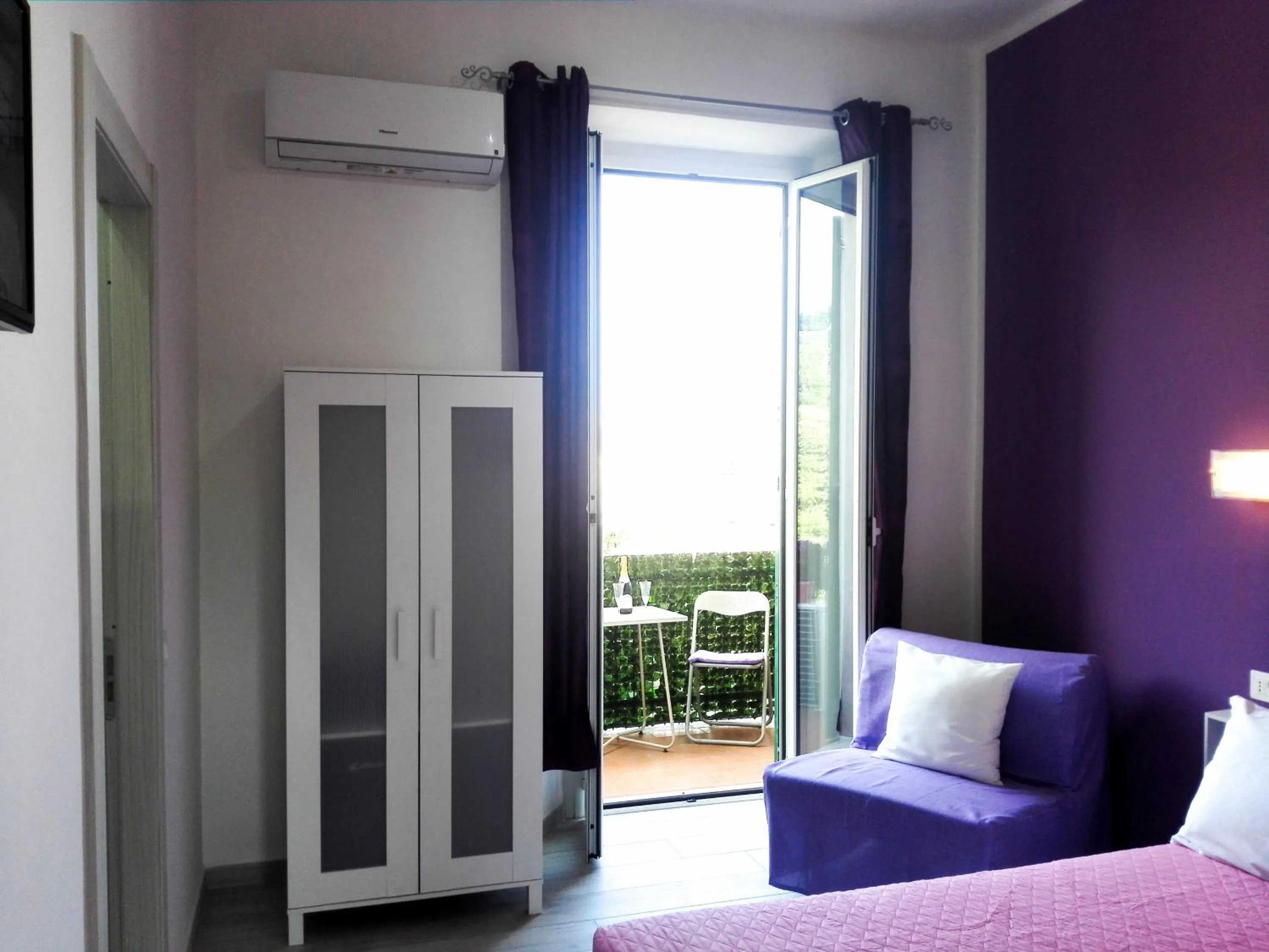 Bed in Le Stelle di Martina- Affittacamere -