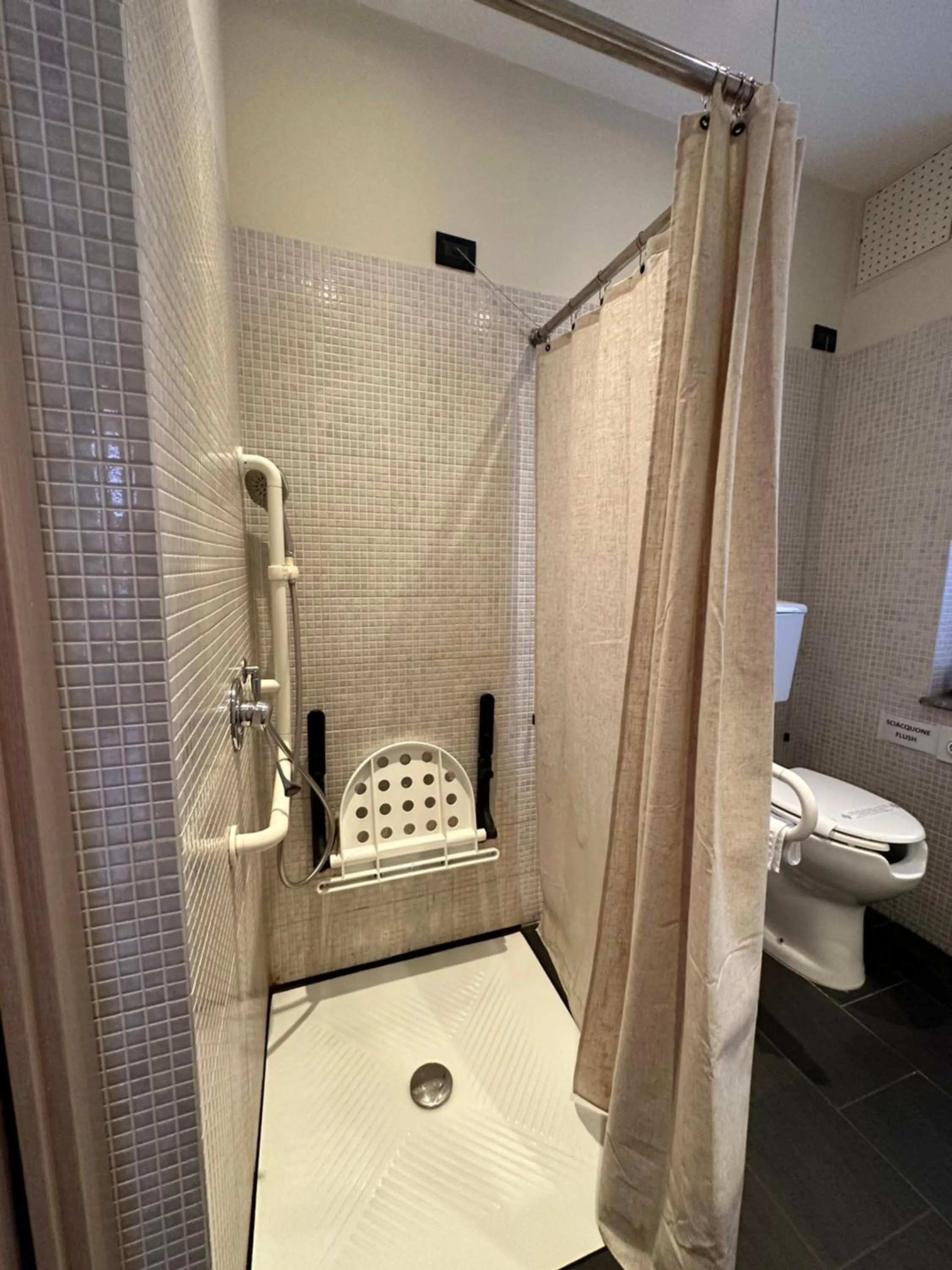 Shower in BB 10 Serpotta - Palazzo Riolo & Restaurant