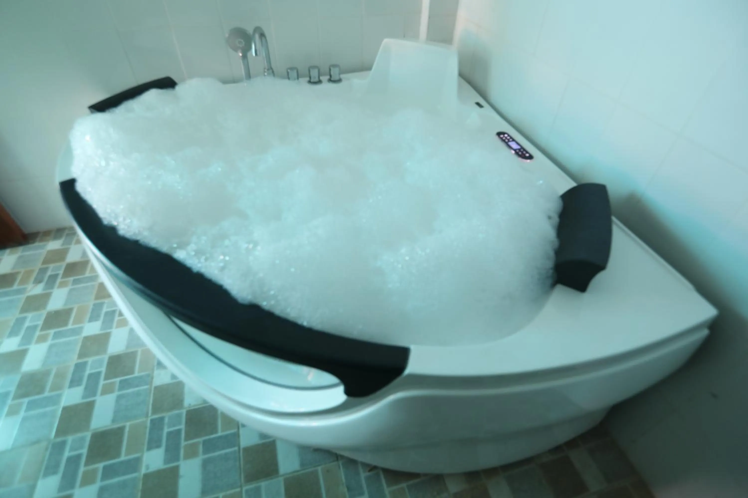 Hot Tub in Sheratton Regency Hotel