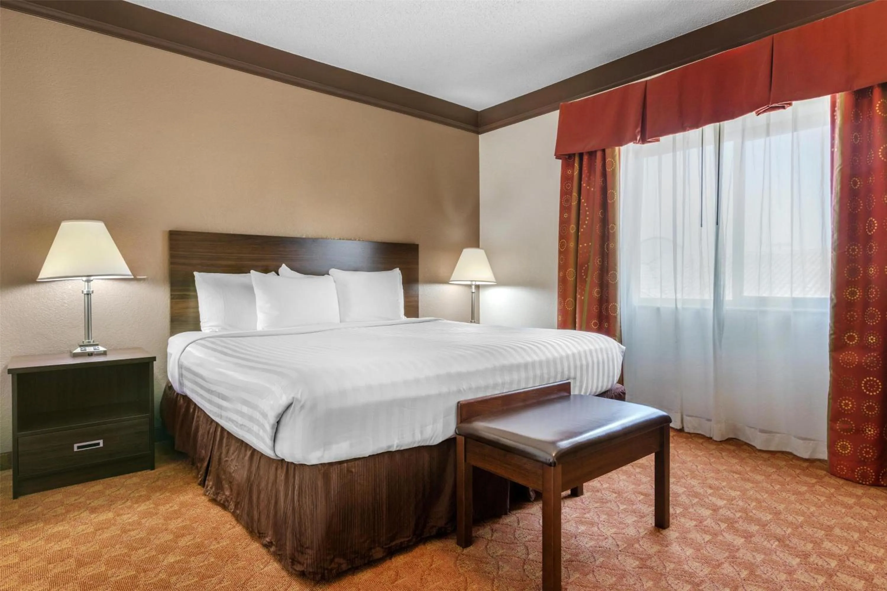 Photo of the whole room, Bed in Best Western Tolleson