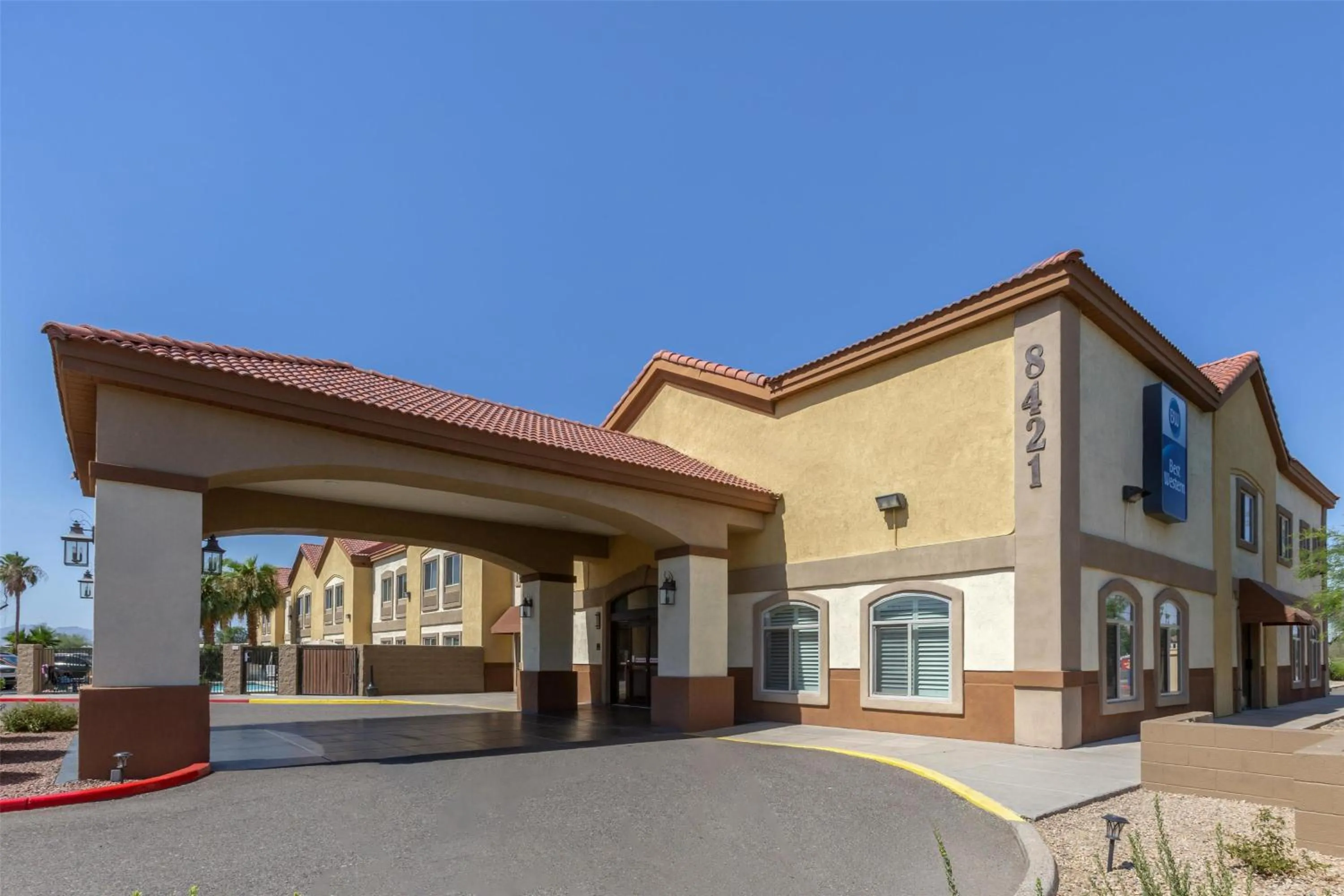 Property building in Best Western Tolleson