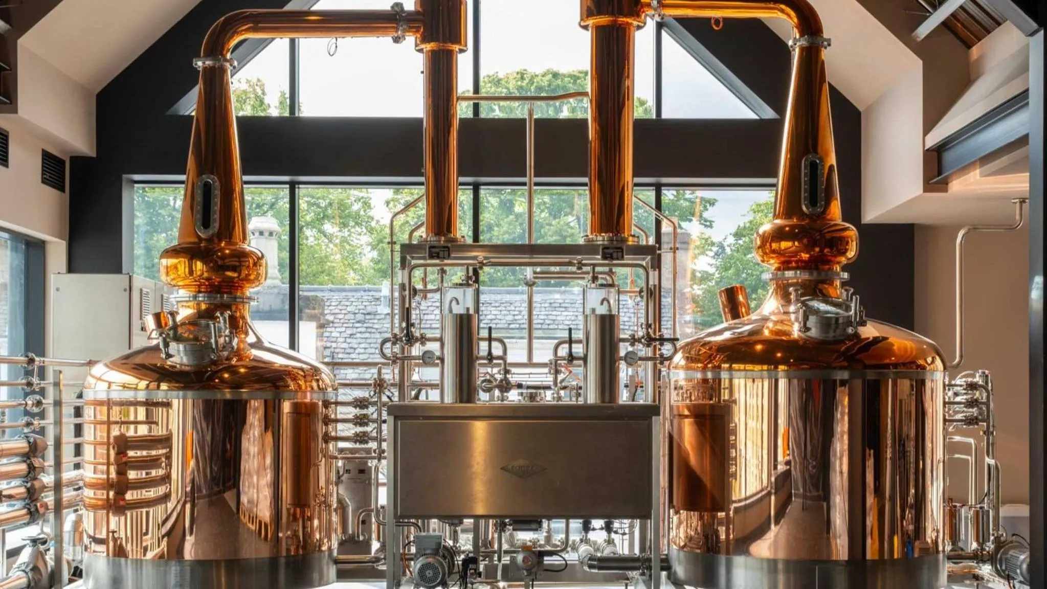 Activities in Glen Mhor Hotel at Uile-bheist 'Brewstillery'