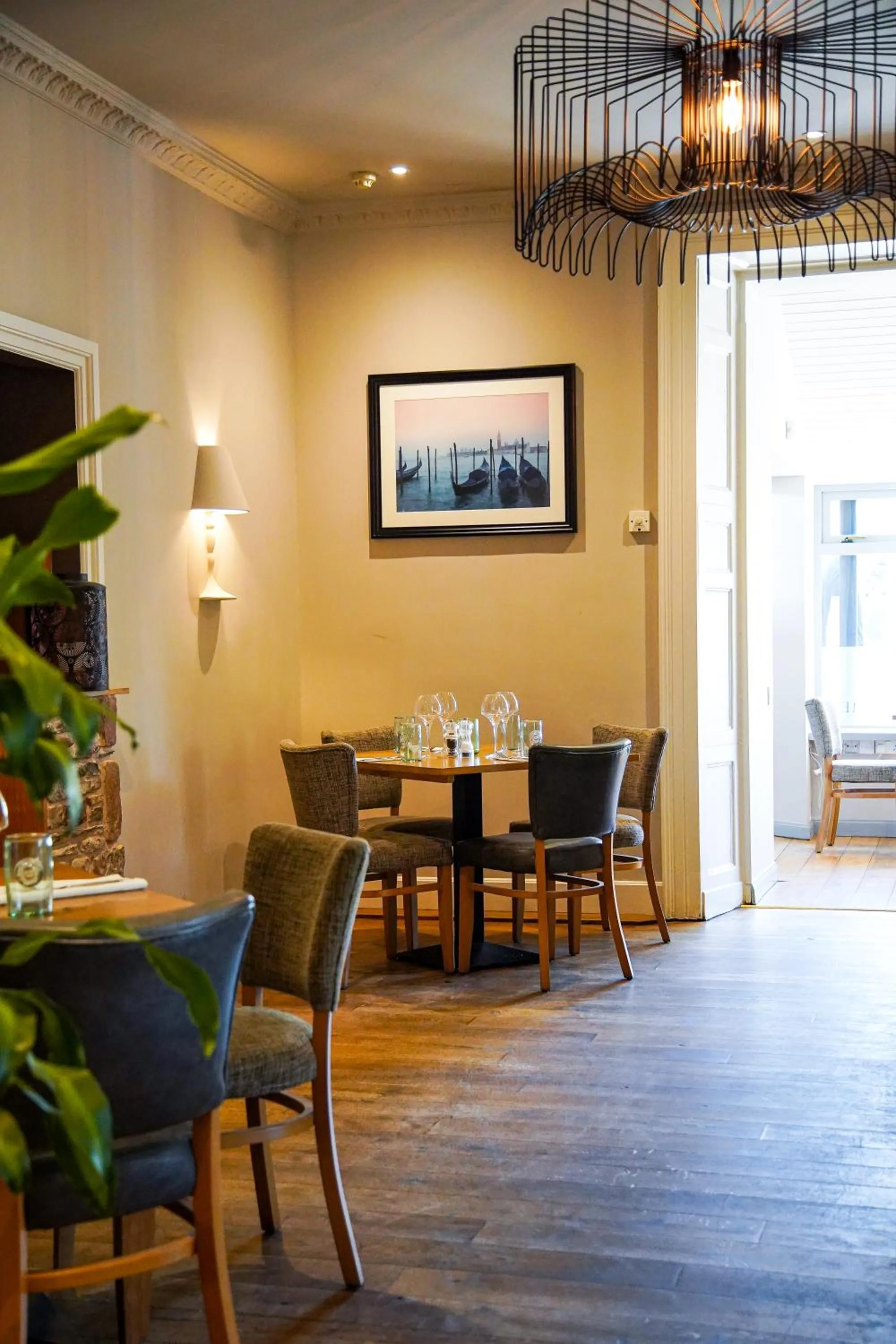 Dining area in Glen Mhor Hotel at Uile-bheist 'Brewstillery'