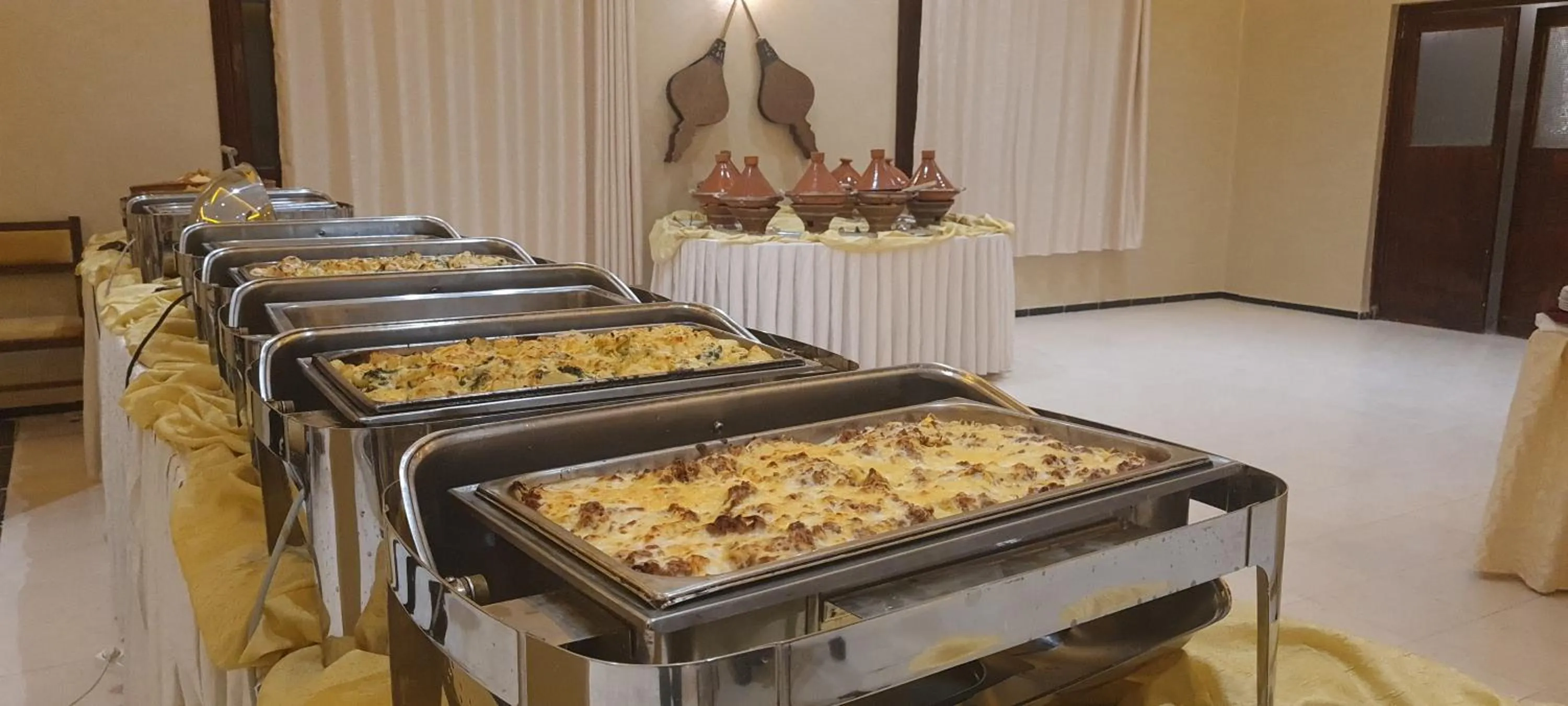 Restaurant/places to eat in Erfoud Palace